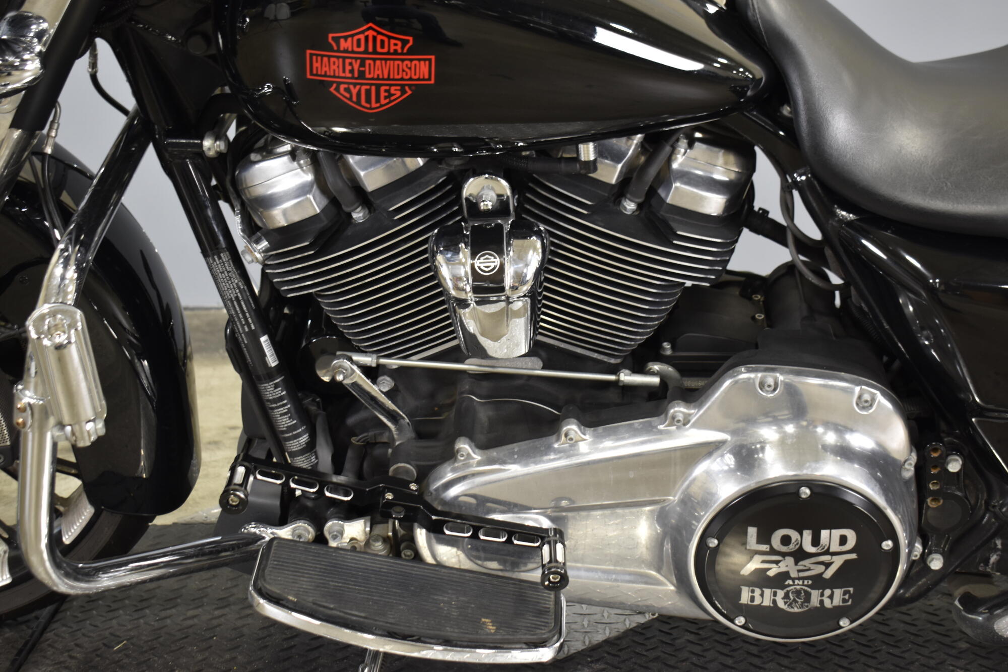 2020 Harley-Davidson® Electra Glide® Standard Vivid Black, photo 11