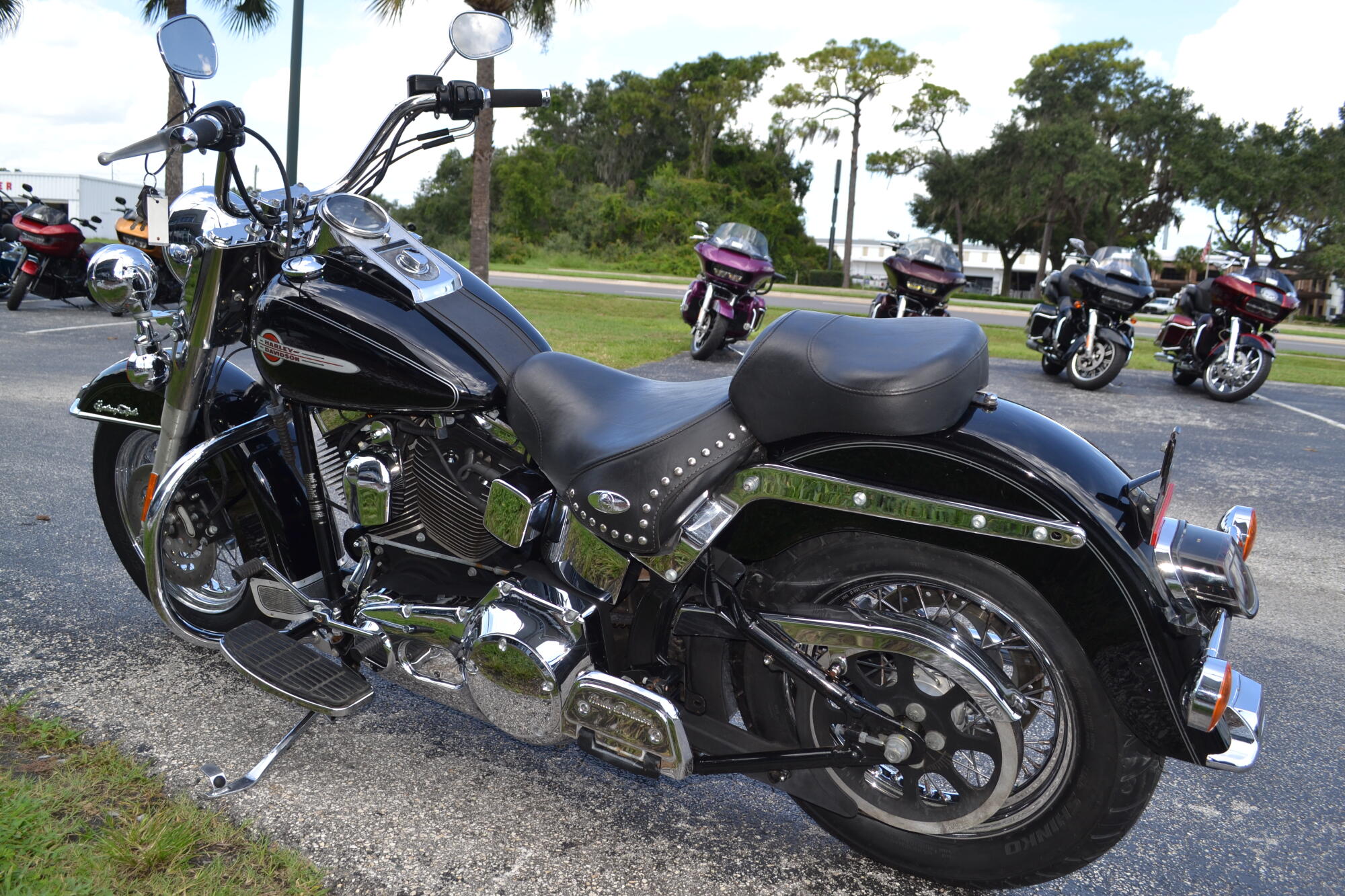 2004 Harley-Davidson® Heritage Softail® Classic - FLSTCI, photo 11