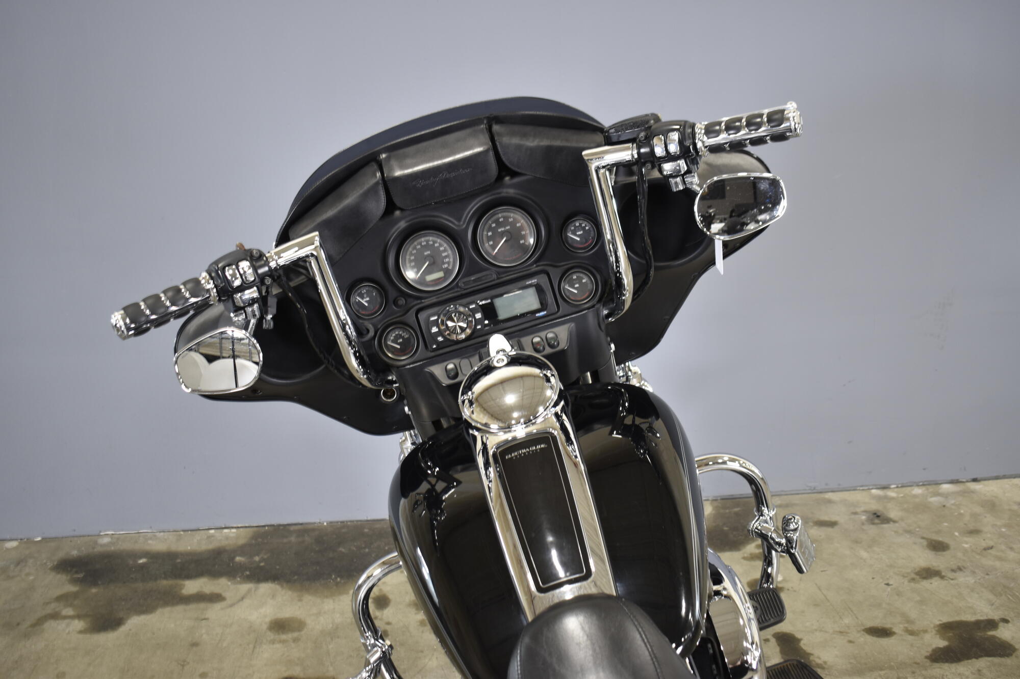 2008 Harley-Davidson® Electra Glide® Classic Black, photo 8