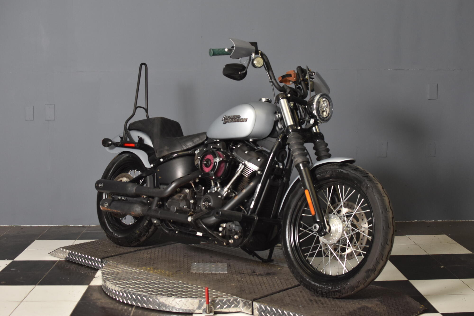 2020 Harley-Davidson® Street Bob® FXBB, photo 2