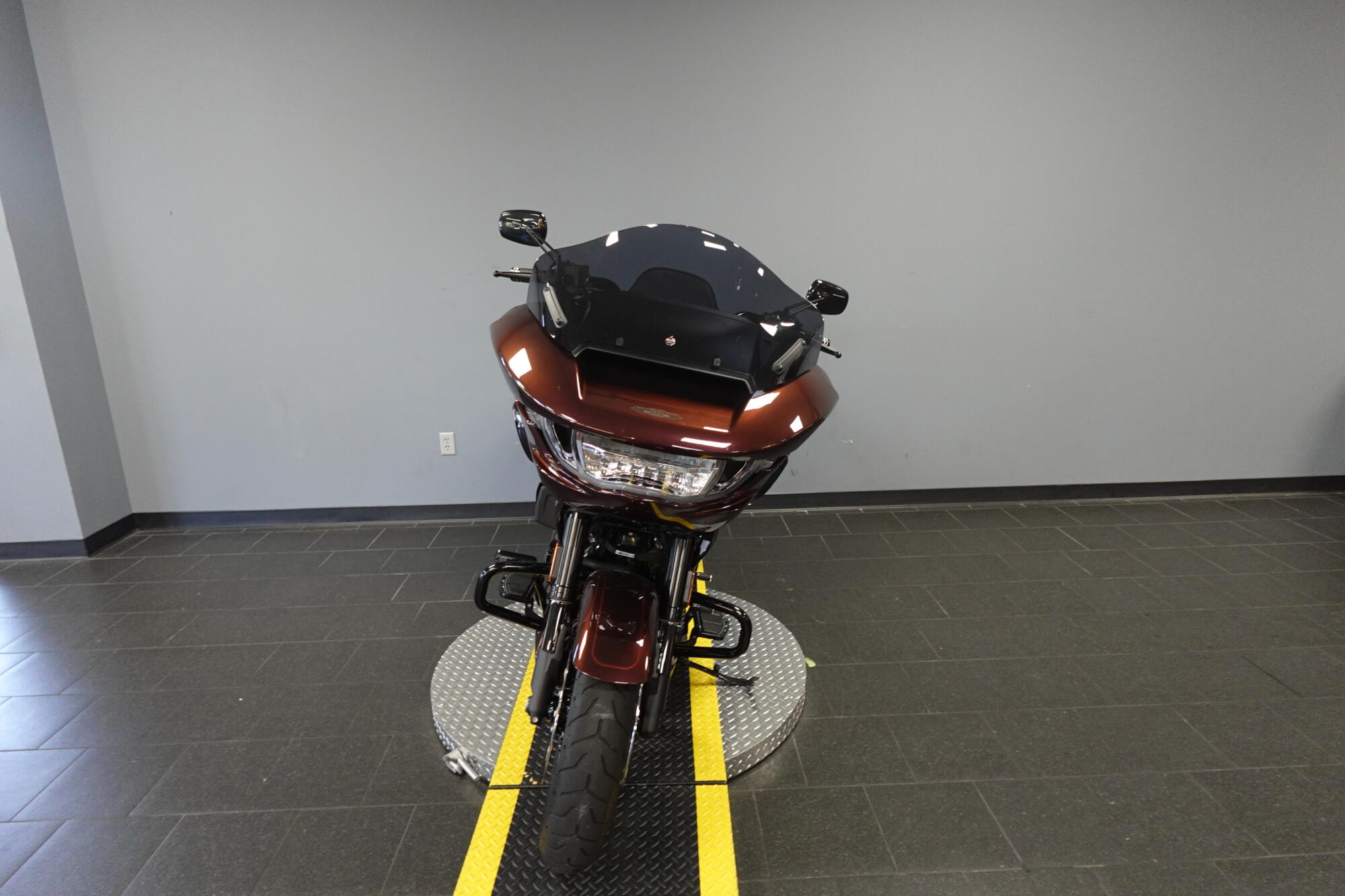 2024 Harley-Davidson CVO™ Road Glide FLTRXSE, photo 3