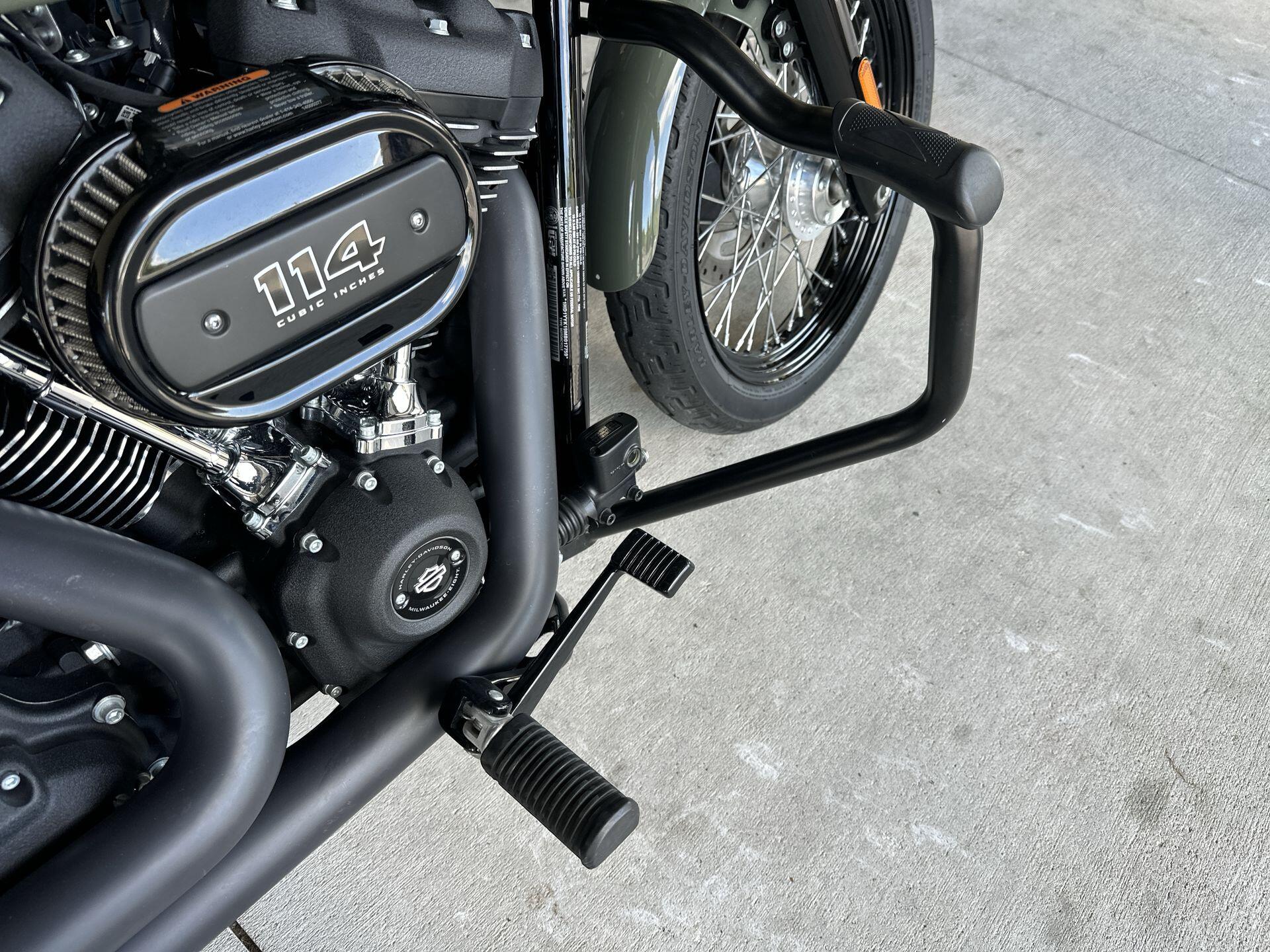 2021 Harley-Davidson® Street Bob® 114 FXBBS, photo 16