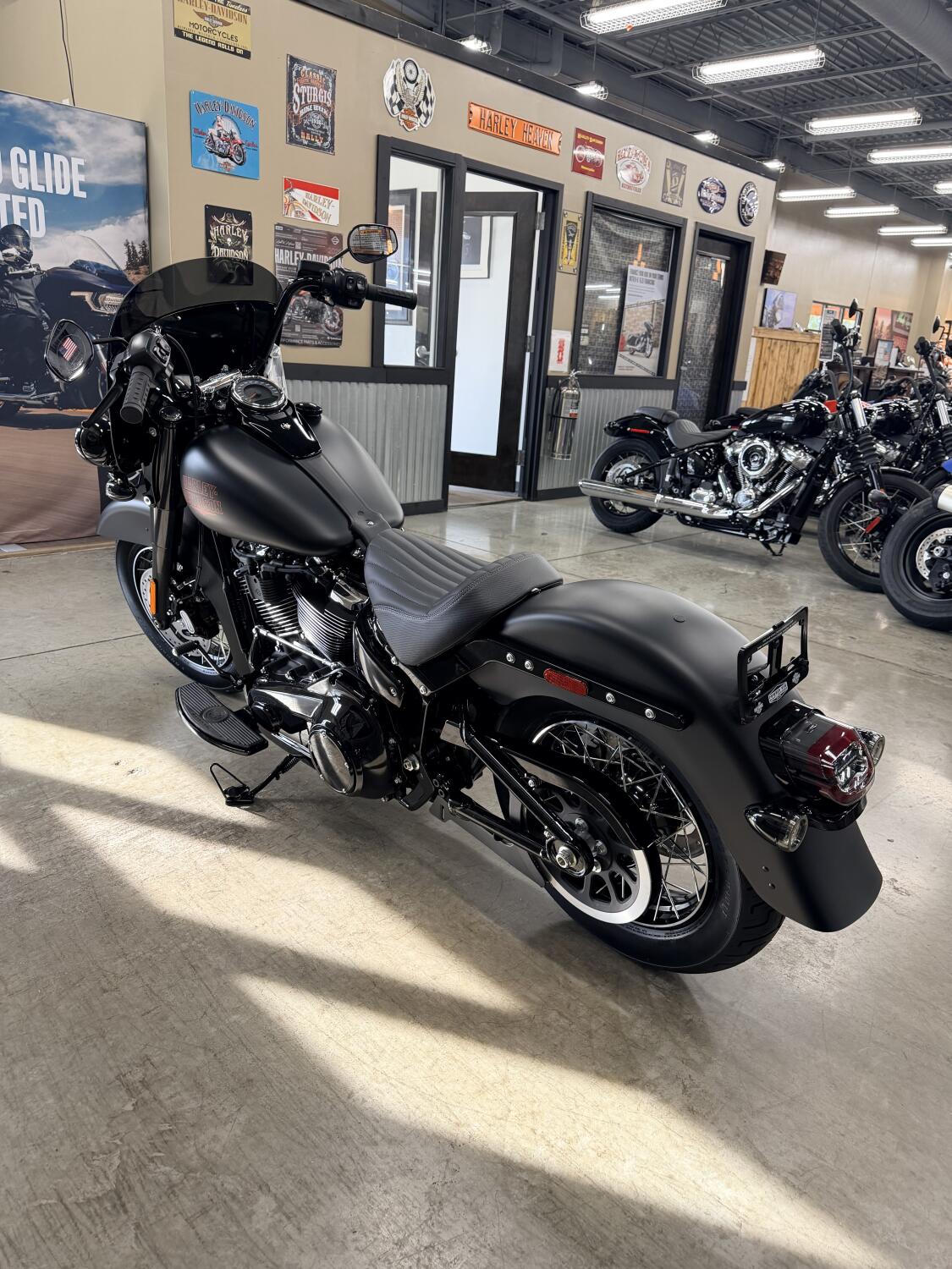 2026 Harley-Davidson® Deadwood™ FLHD, photo 11