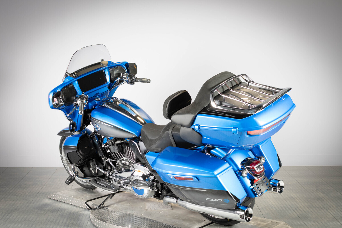 2026 Harley-Davidson® CVO Street Glide Limited FLHXLSE, photo 7