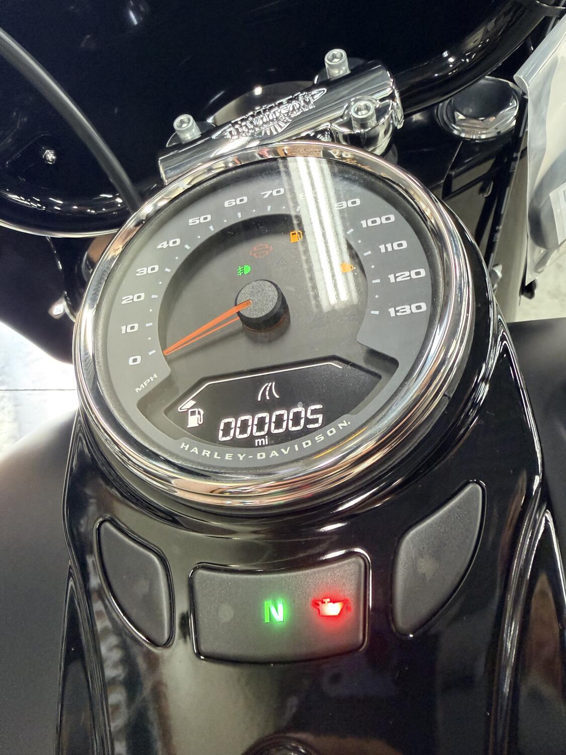 2026 Harley-Davidson® Deadwood™ FLHD, photo 7