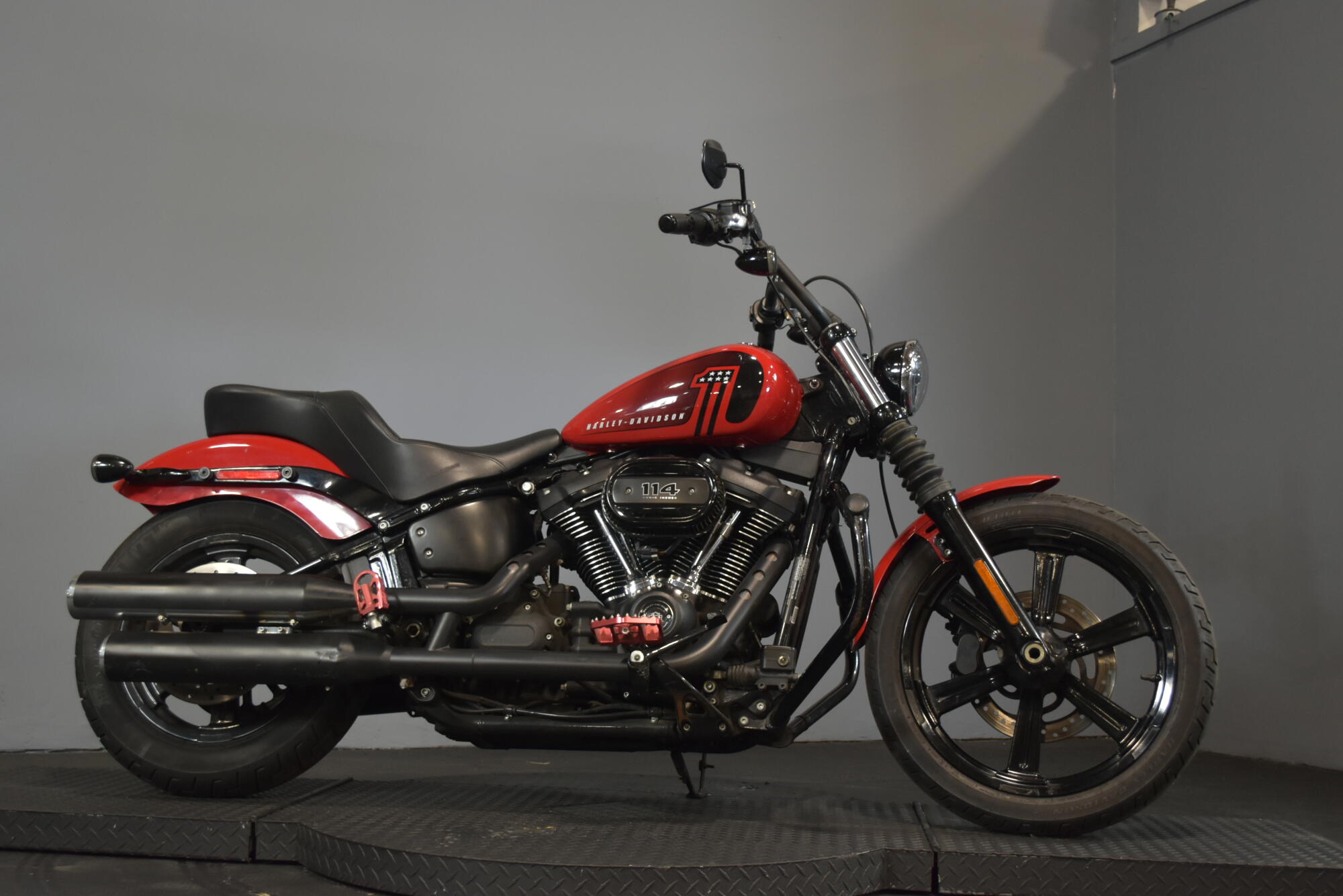 2022 Harley-Davidson® Street Bob® 114 Redline Red, photo 21