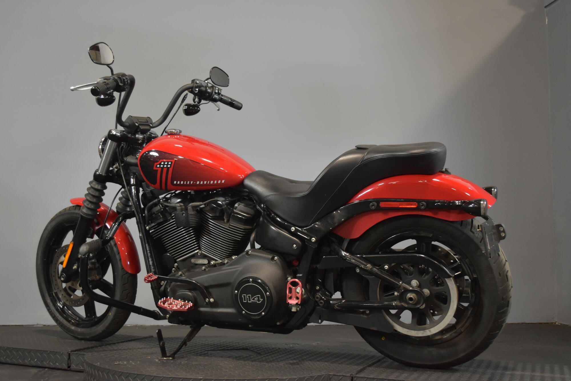 2022 Harley-Davidson® Street Bob® 114 Redline Red, photo 5