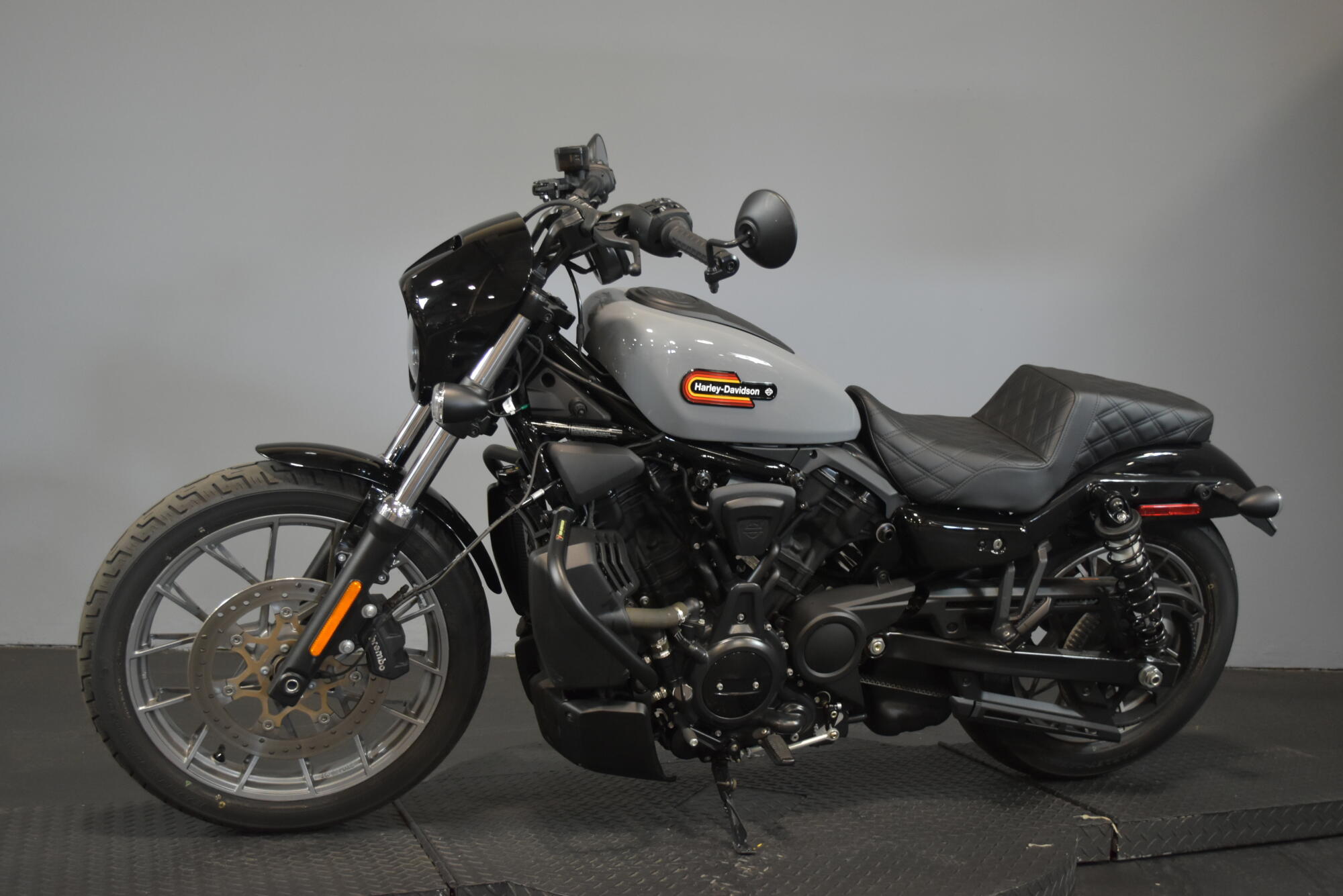 2026 Harley-Davidson® Nightster® Special Dark Billiard Gray Black Trim, photo 4
