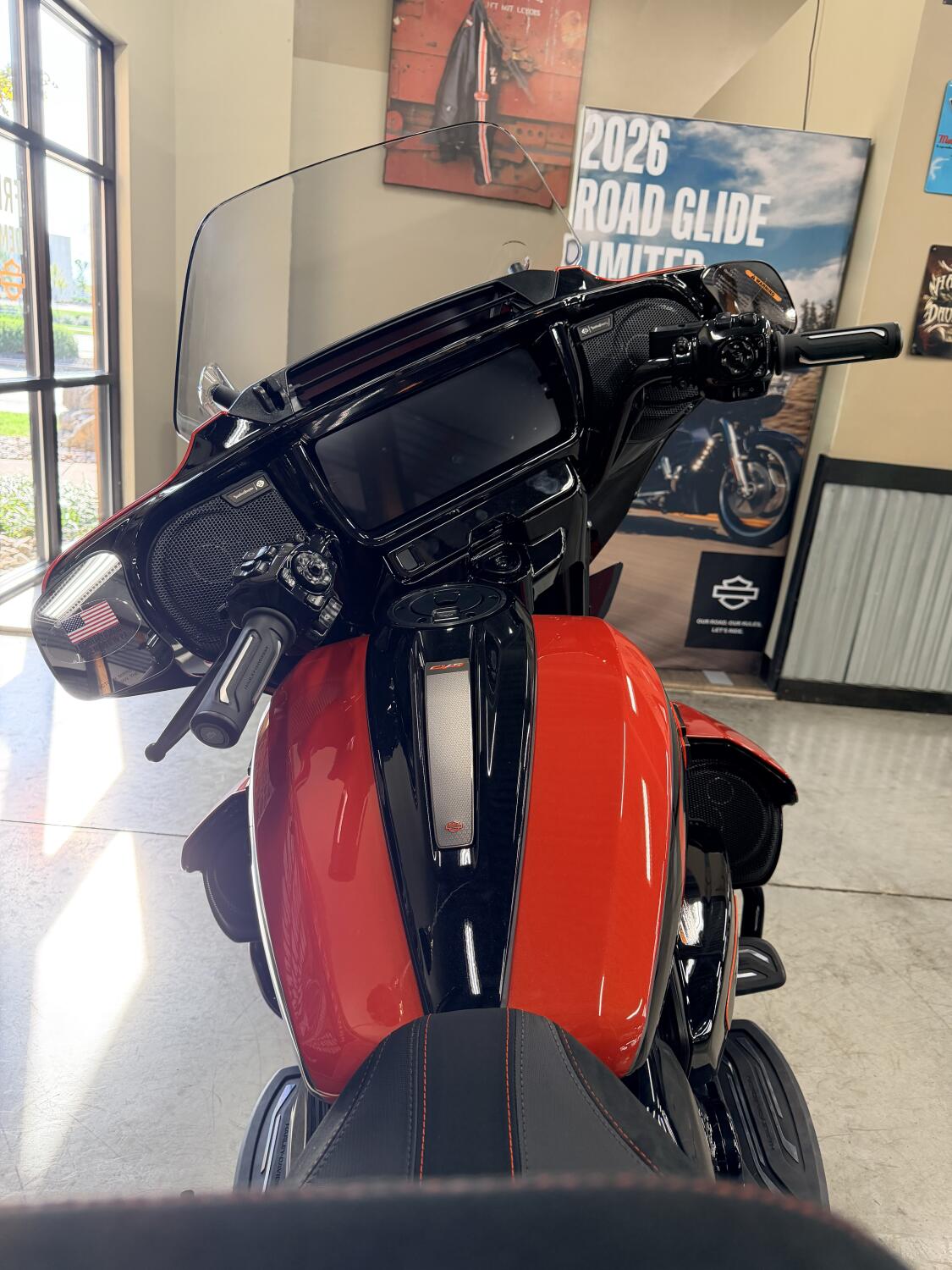 2026 Harley-Davidson® CVO Street Glide Limited FLHXLSE, photo 5