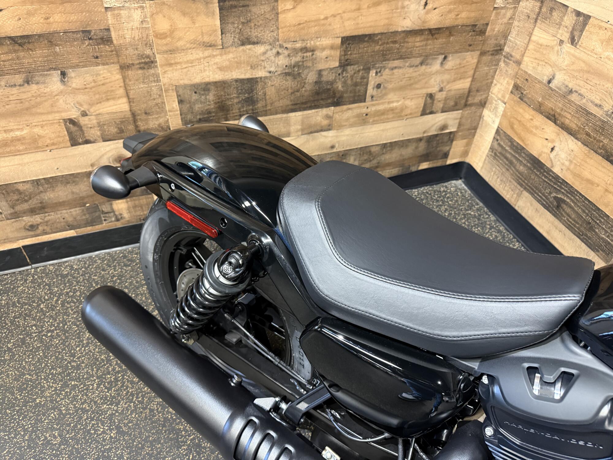 2026 Harley-Davidson® Nightster® Vivid Black Black Trim RH975, photo 8