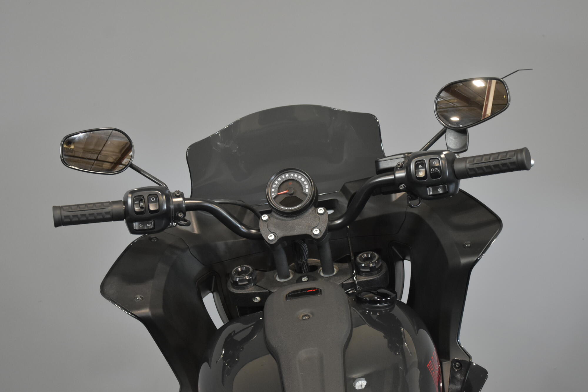 2025 Harley-Davidson® Low Rider® ST Iron Horse Metallic - Black Finish, photo 16