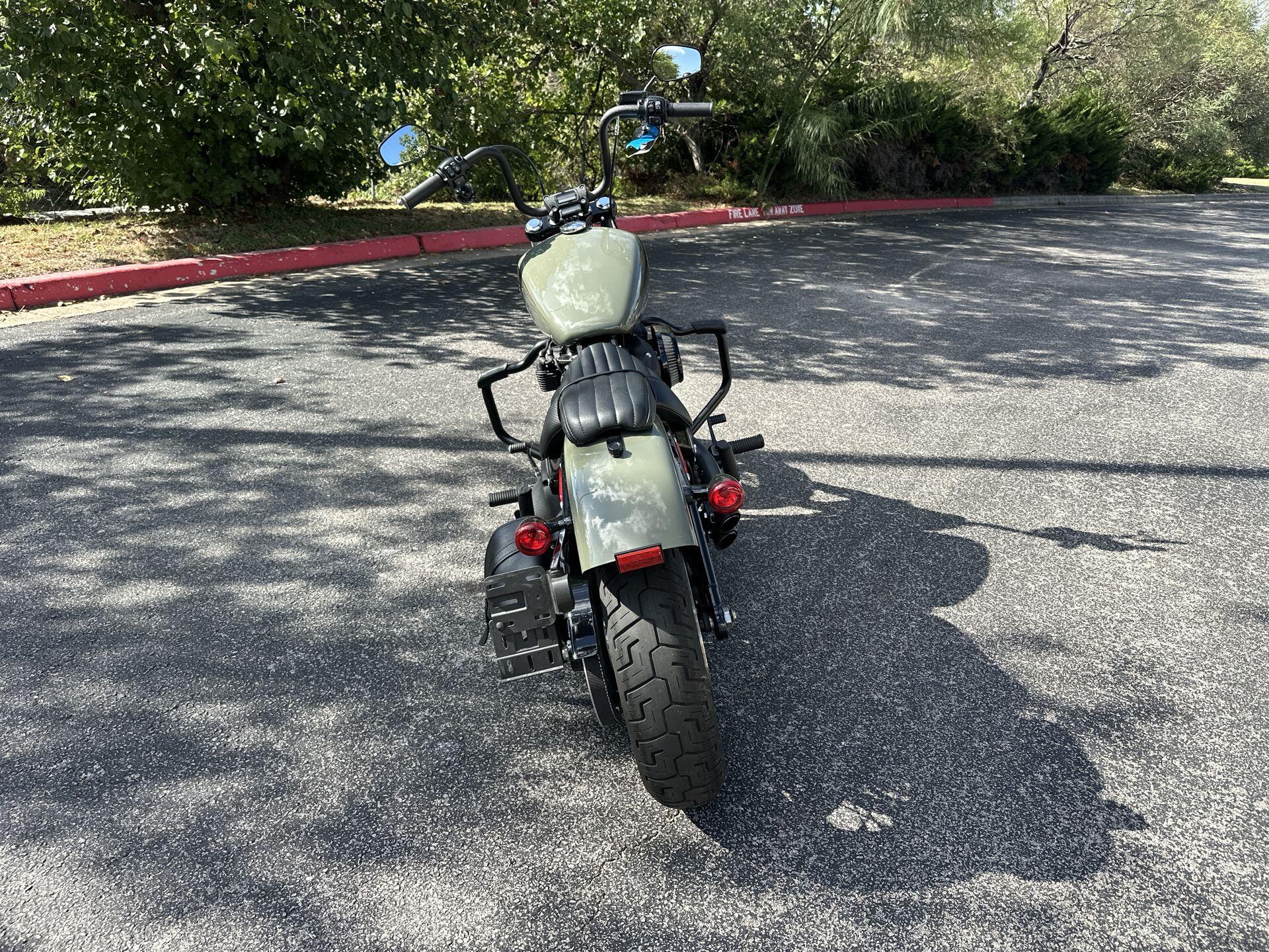 2021 Harley-Davidson® Street Bob® 114 FXBBS, photo 9