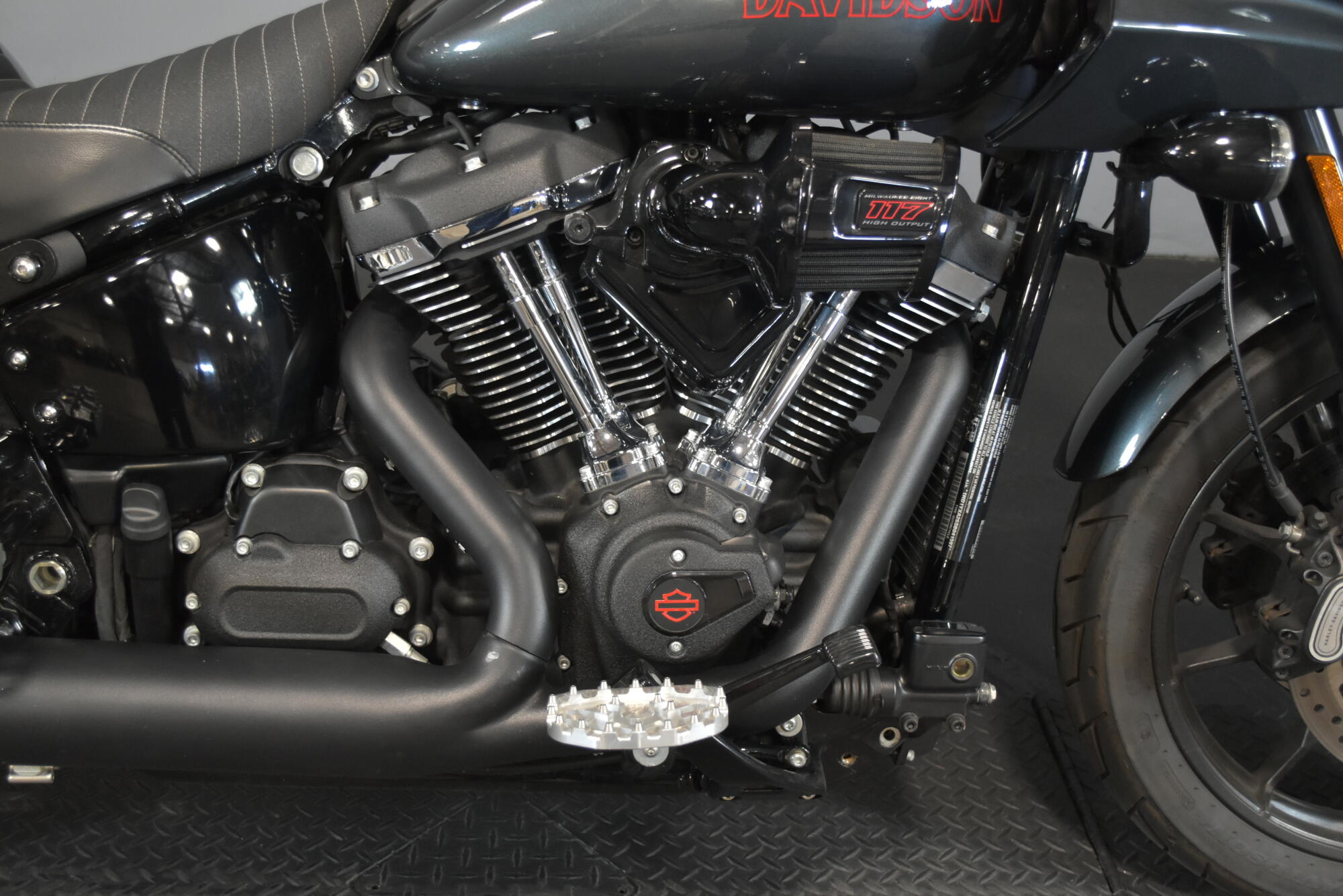 2025 Harley-Davidson® Low Rider® ST Iron Horse Metallic - Black Finish, photo 10
