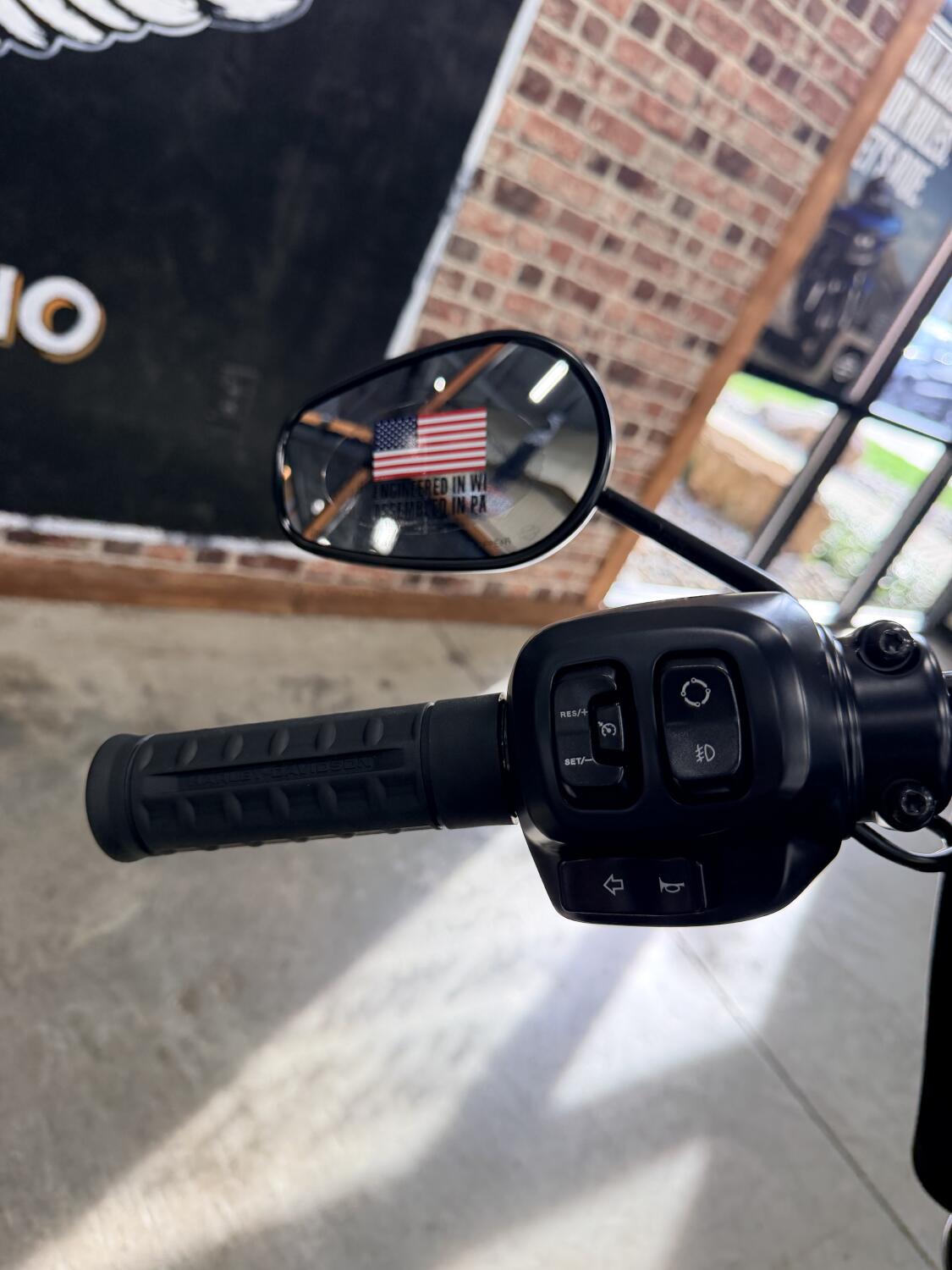 2026 Harley-Davidson® Deadwood™ FLHD, photo 6