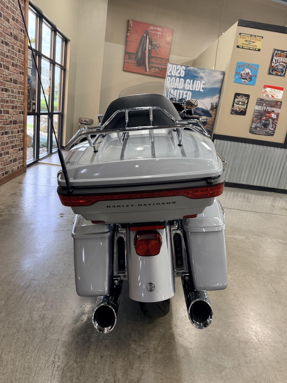 2020 Harley-Davidson® Ultra Limited FLHTK, photo 10