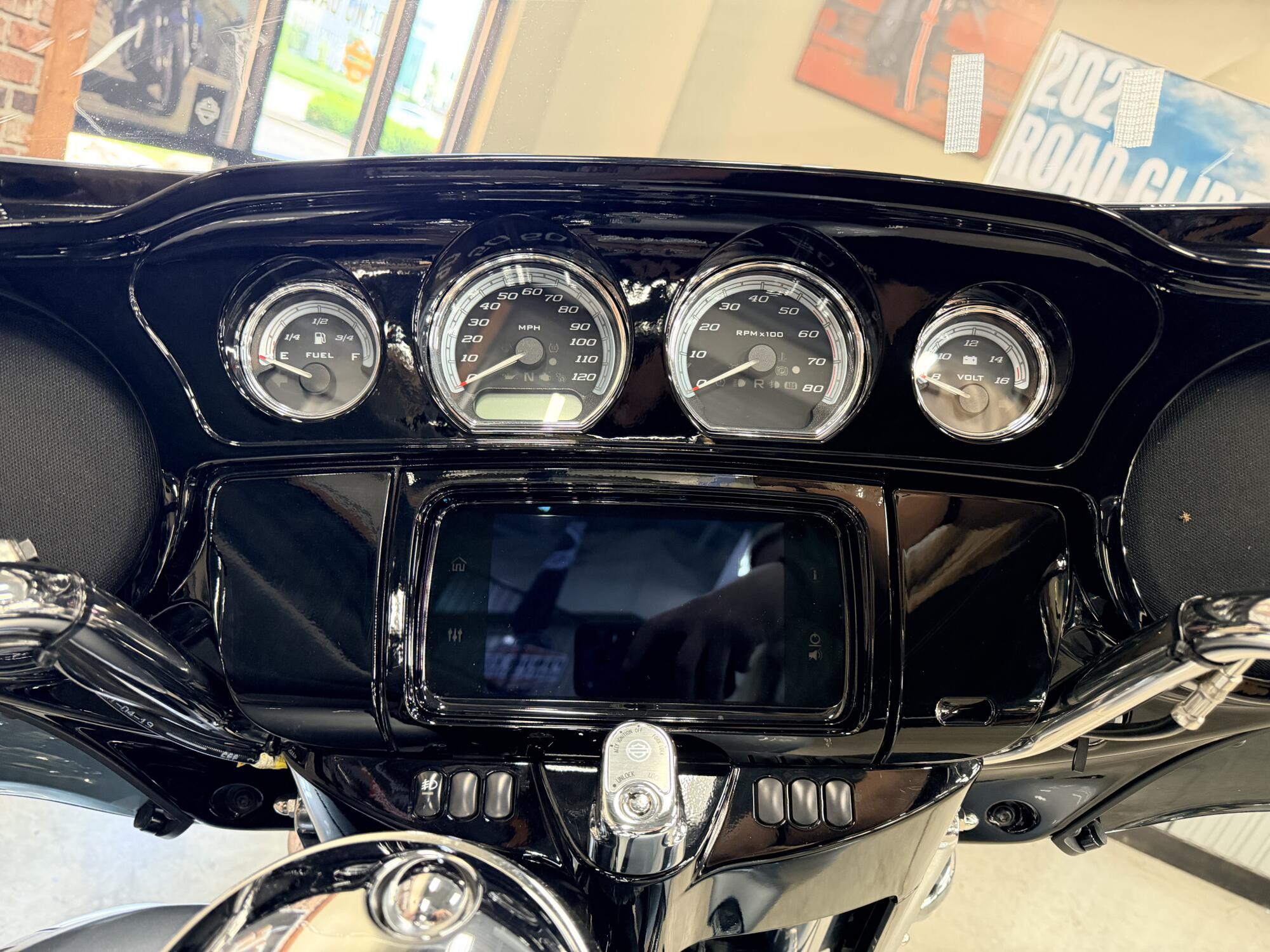 2020 Harley-Davidson® Ultra Limited FLHTK, photo 7
