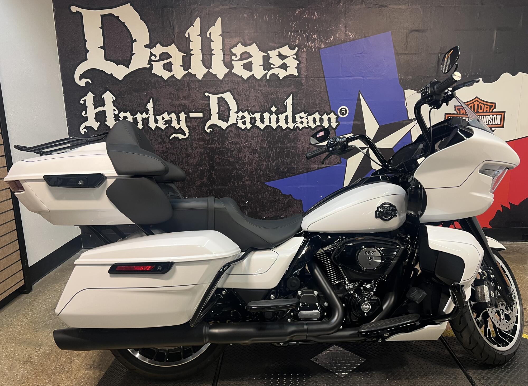 2026 Harley-Davidson® Road Glide Limited FLTRXL