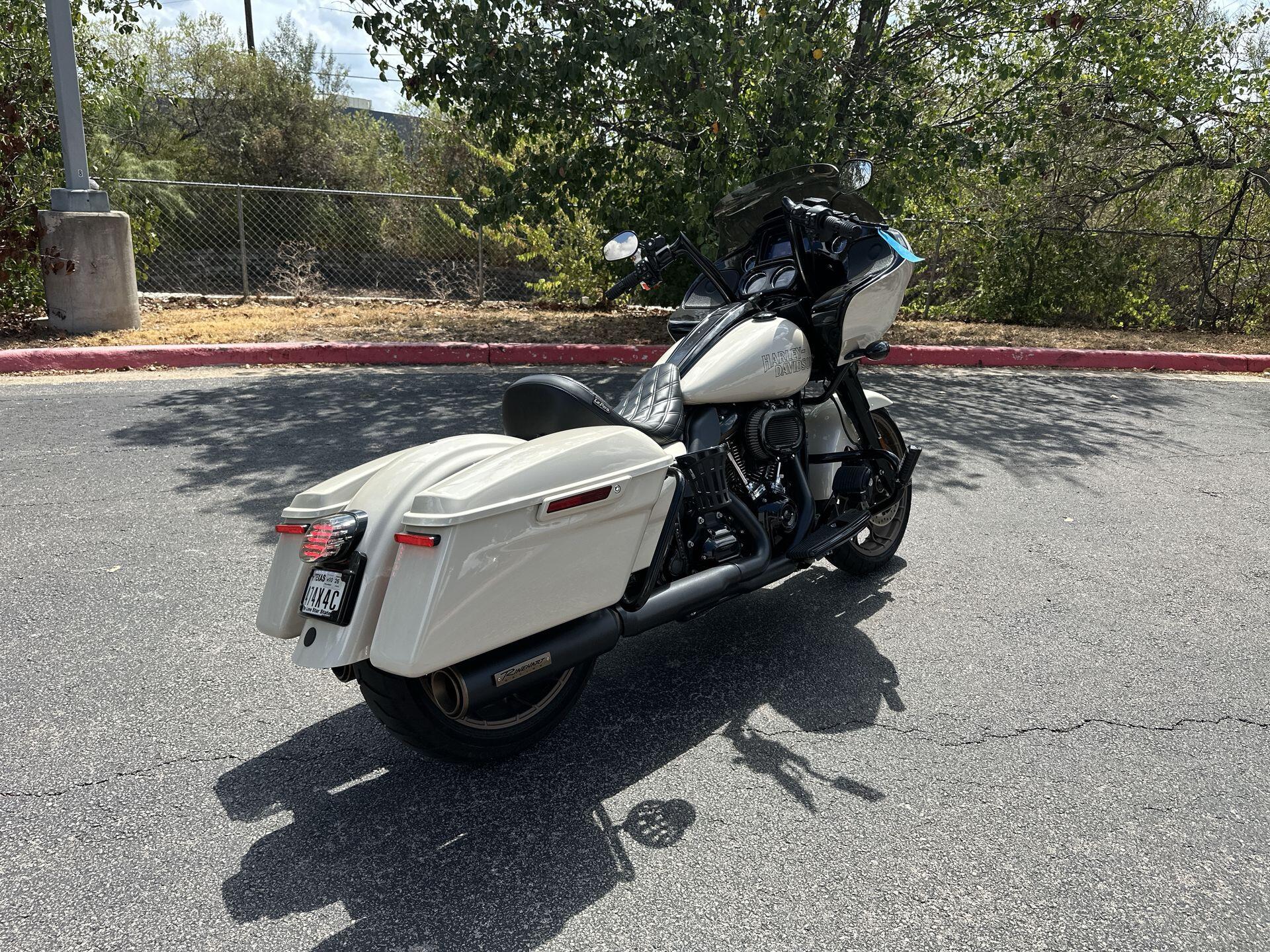2023 Harley-Davidson® Road Glide® ST FLTRXST, photo 9