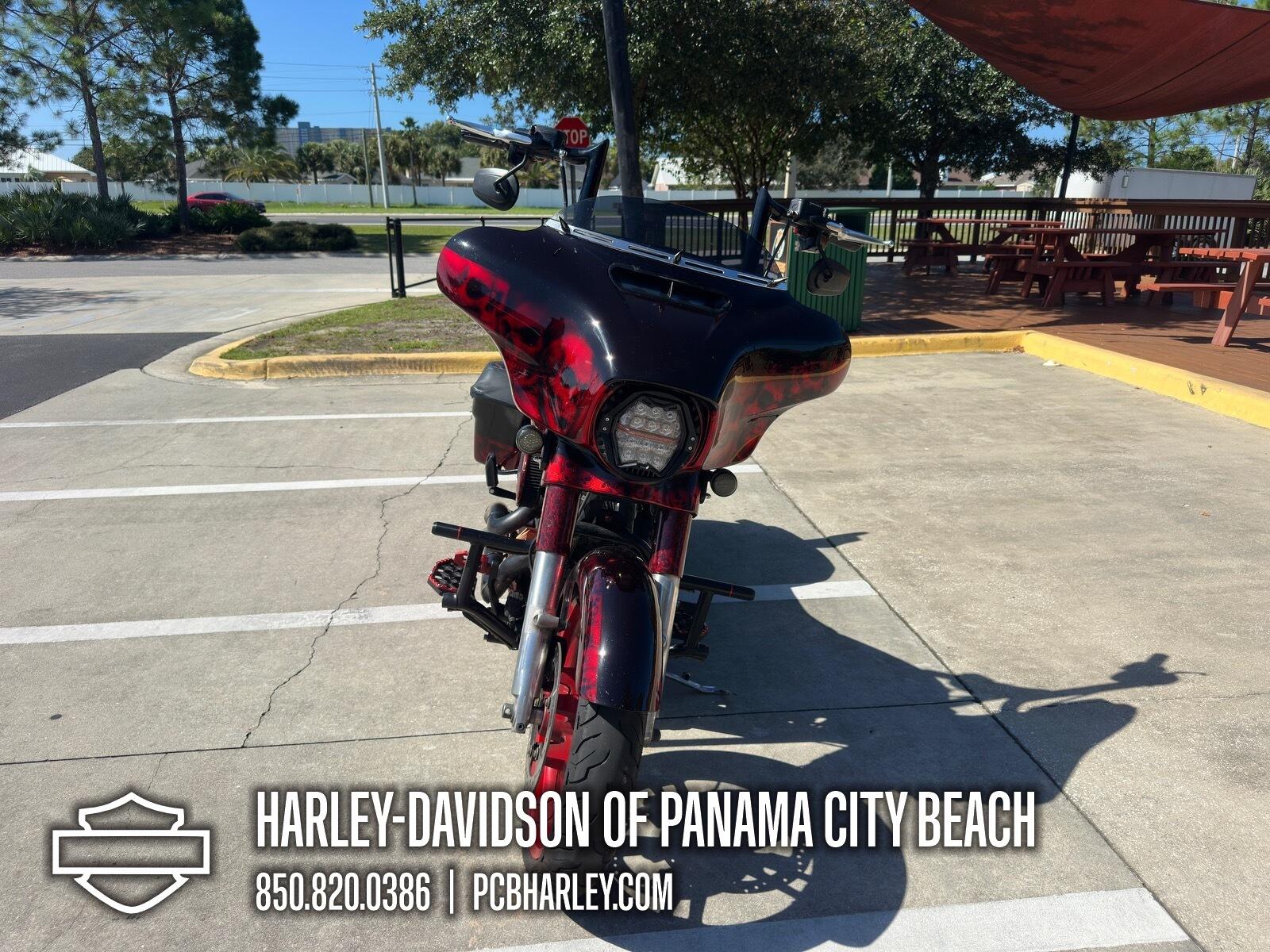 2016 Harley-Davidson® Street Glide® Special, photo 10