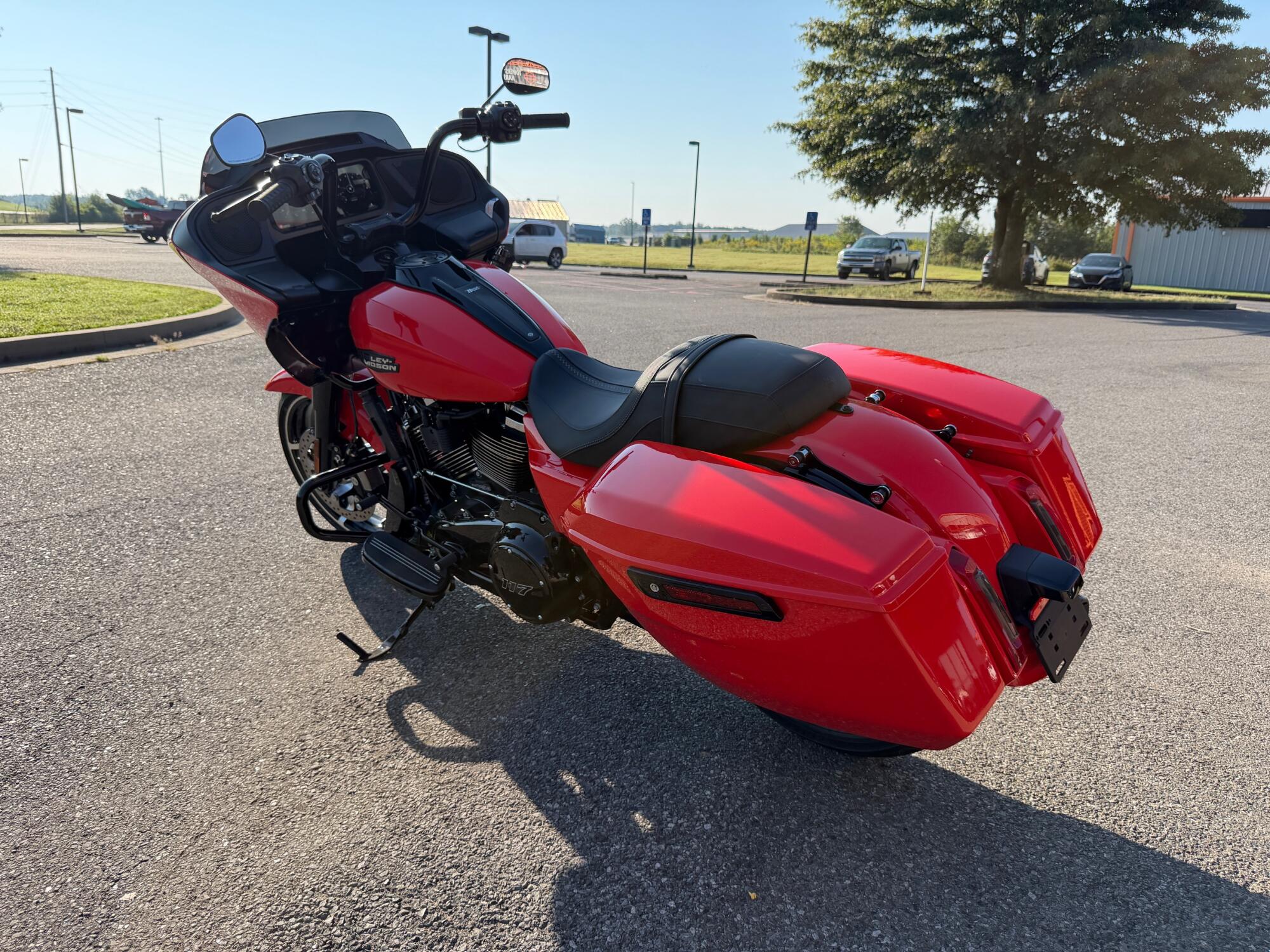 2026 Harley-Davidson® Road Glide™ Blood Orange Black Trim, photo 8