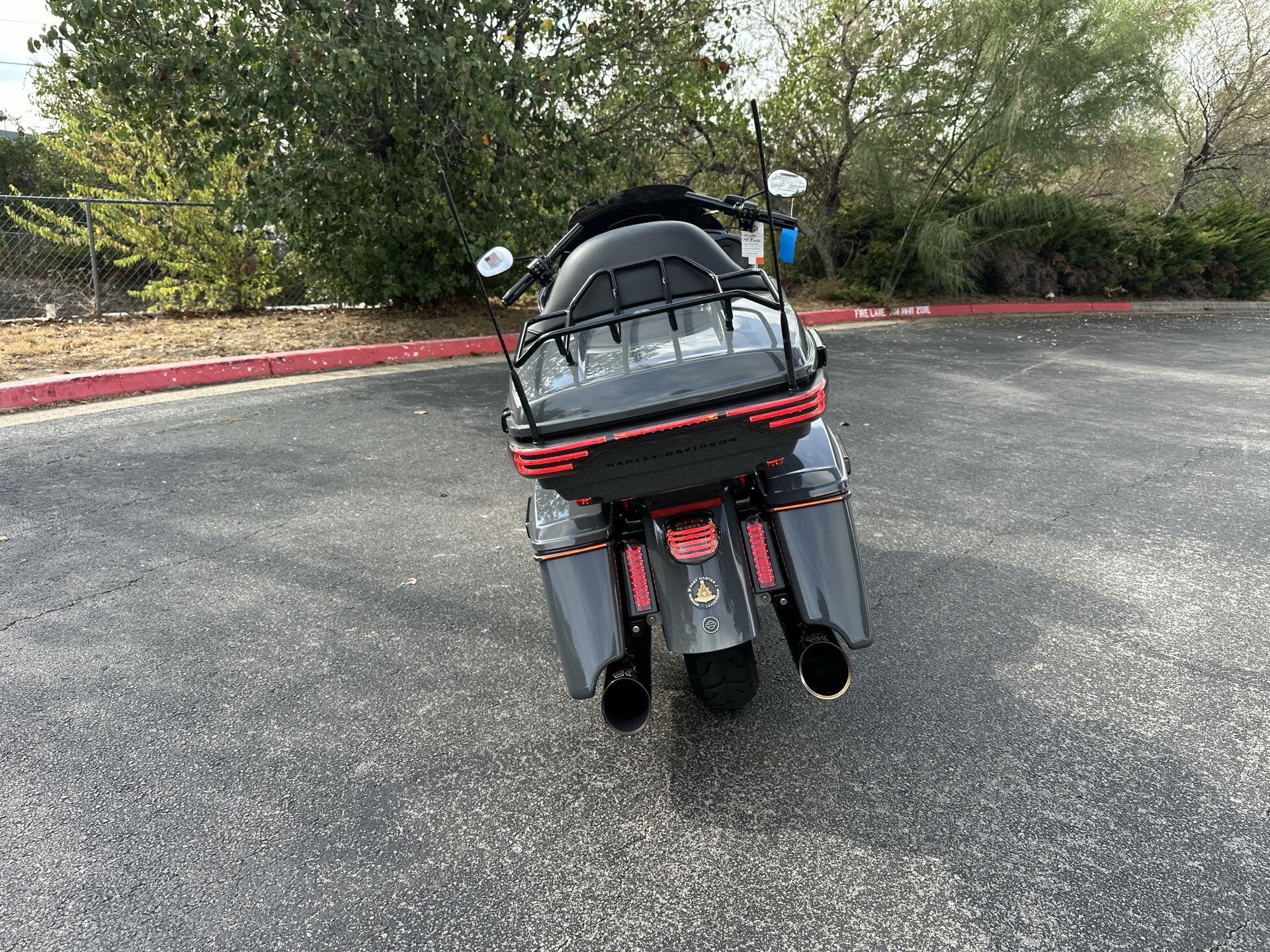 2022 Harley-Davidson® Road Glide® Limited FLTRK, photo 8