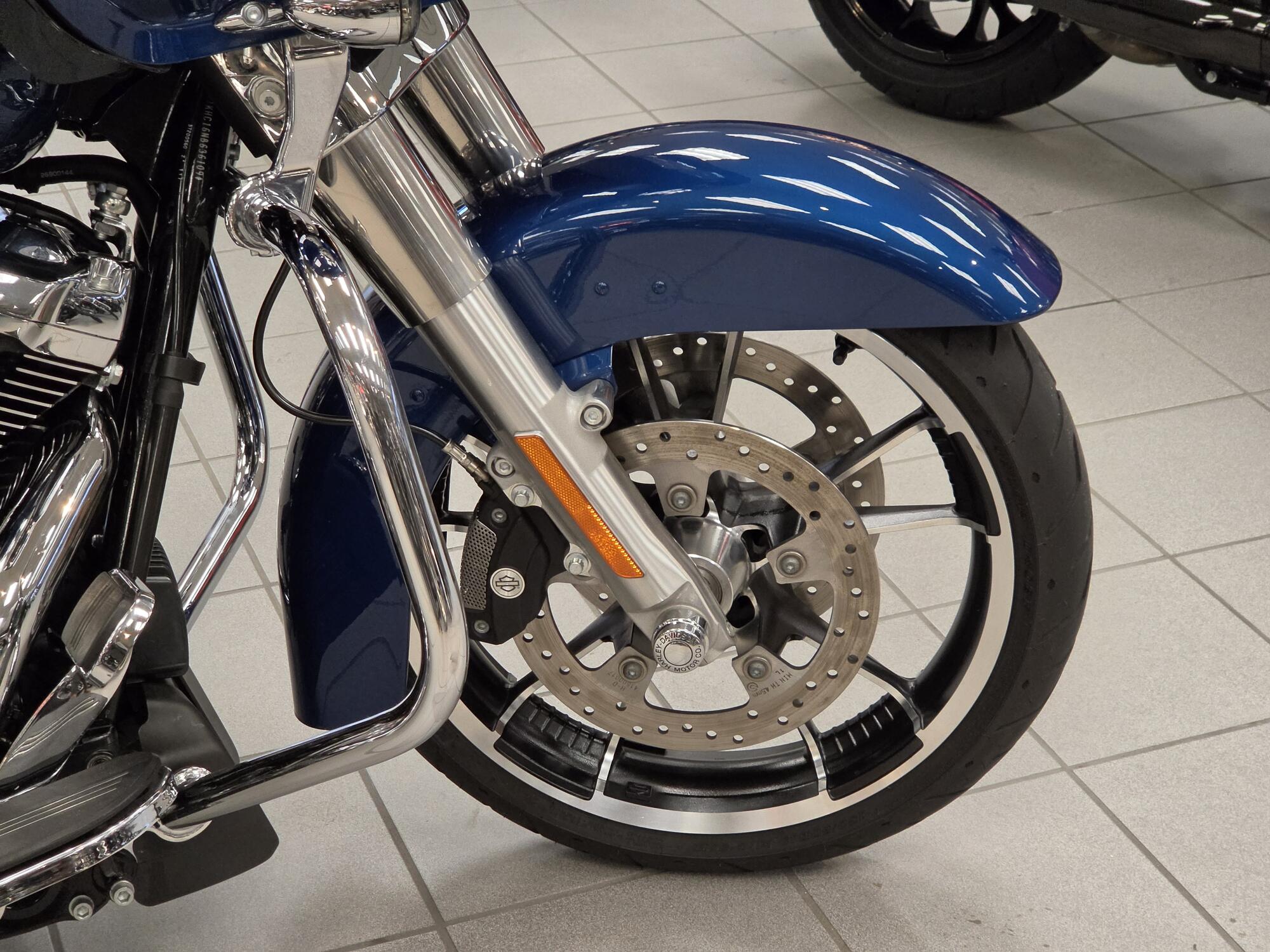 FLTRX 2022 Road Glide®, photo 9