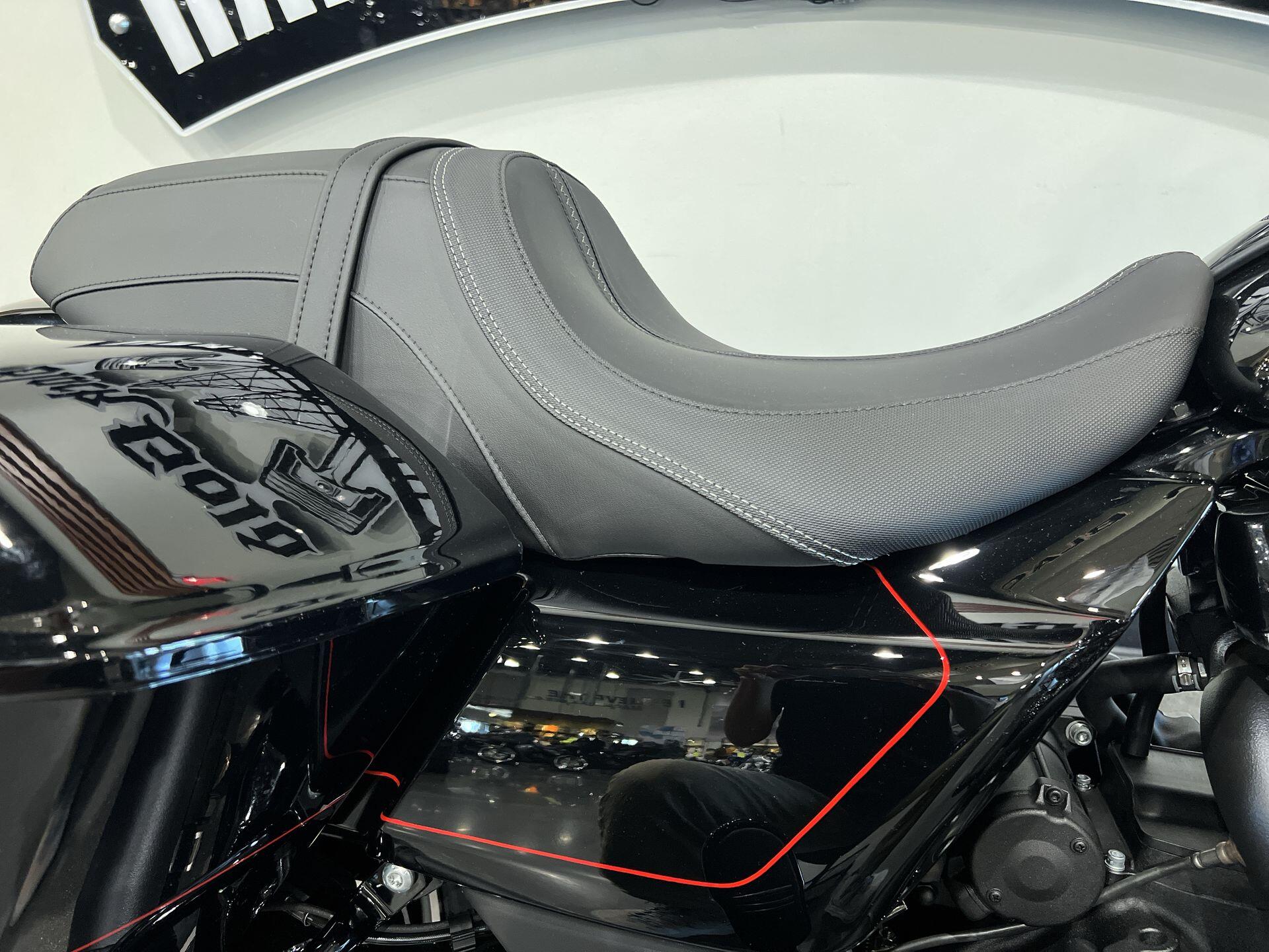 2026 Harley-Davidson® Road Glide® FLTRX, photo 7