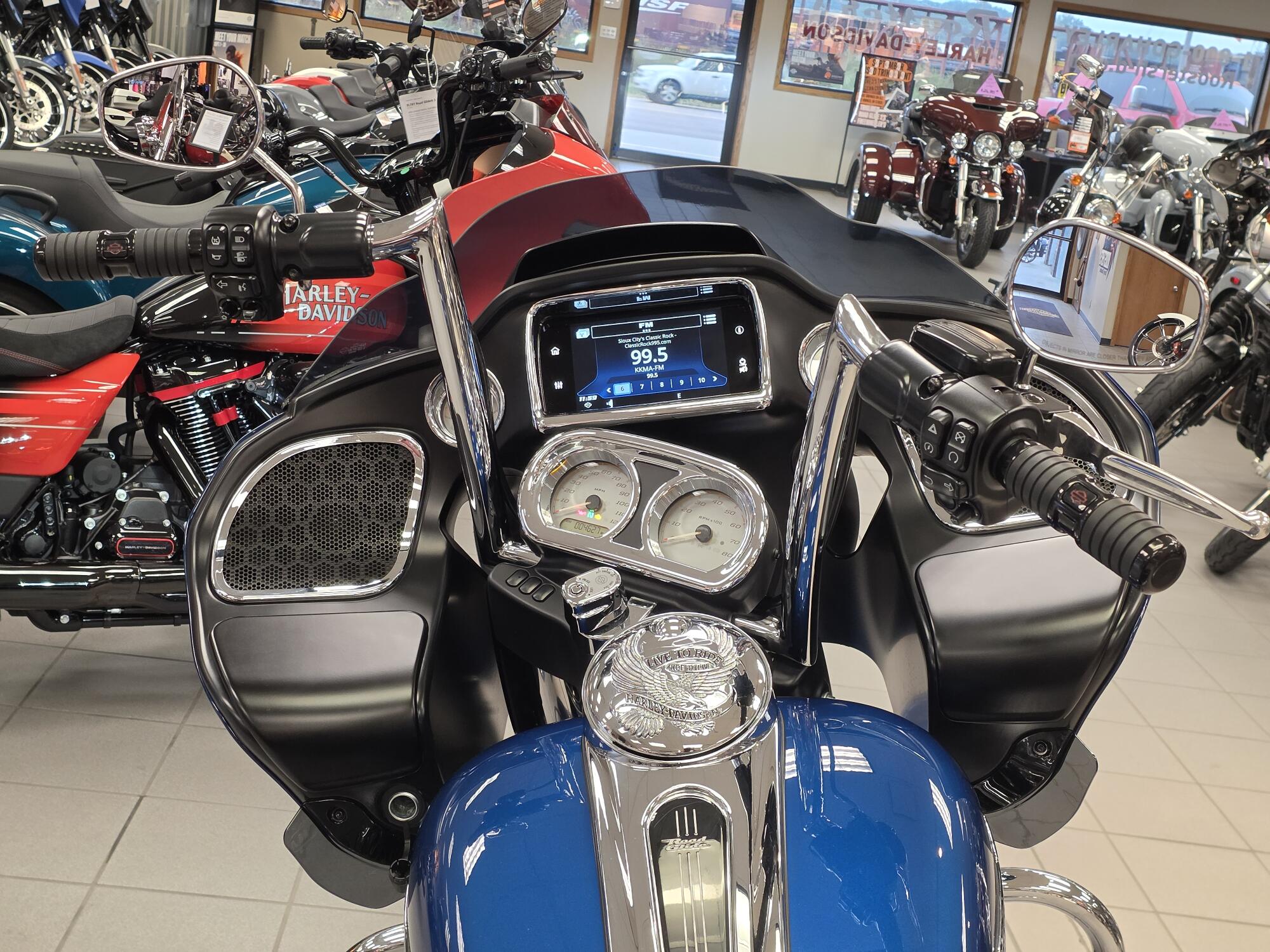 FLTRX 2022 Road Glide®, photo 22