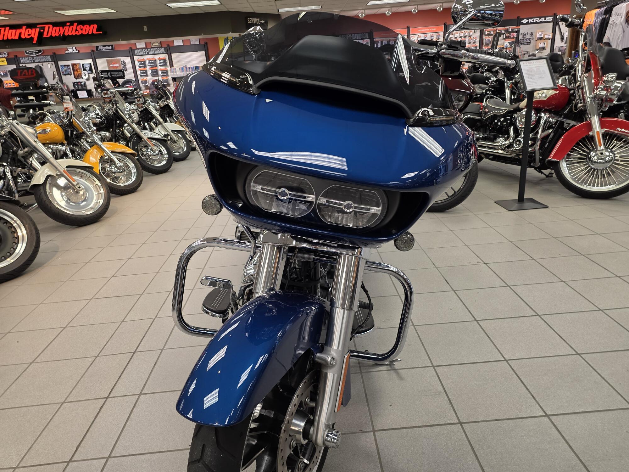 FLTRX 2022 Road Glide®, photo 18