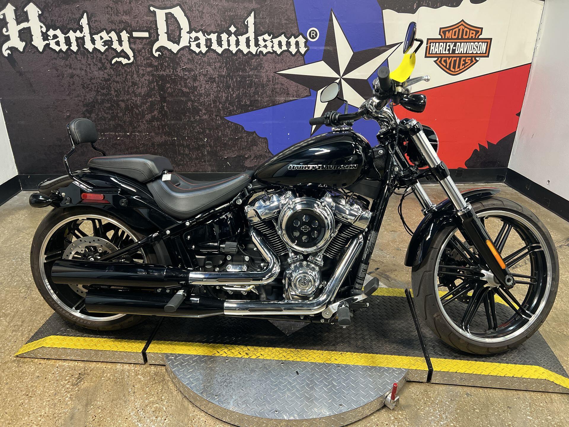 2018 Harley-Davidson® Breakout® FXBR, photo 8