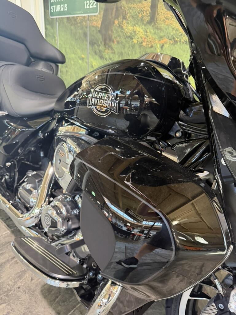 2026 Harley-Davidson® Street Glide Limited No Gimmicks, No Hidden Fees, photo 2