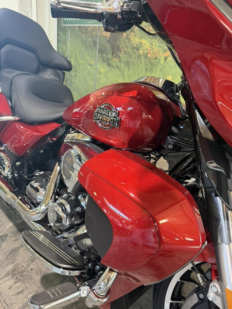2026 Harley-Davidson® Street Glide Limited No Gimmicks, No Hidden Fees, photo 2