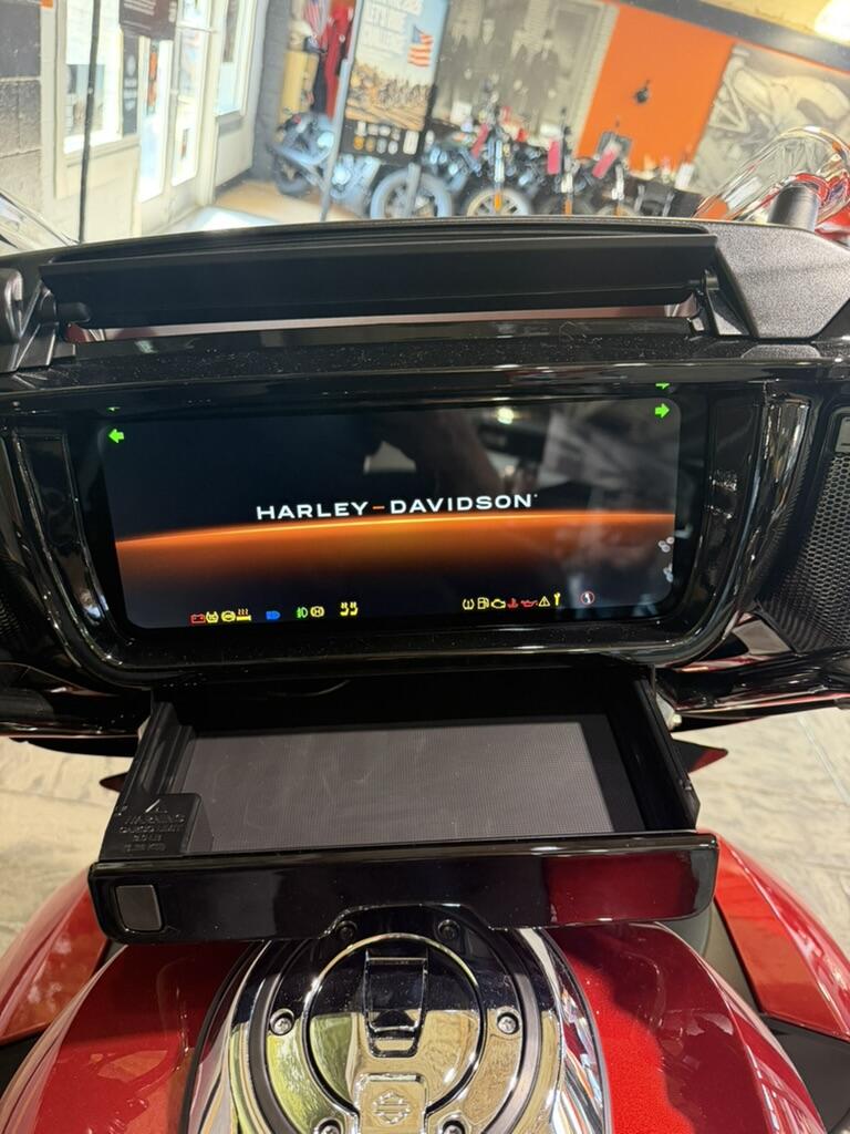 2026 Harley-Davidson® Street Glide Limited No Gimmicks, No Hidden Fees, photo 16