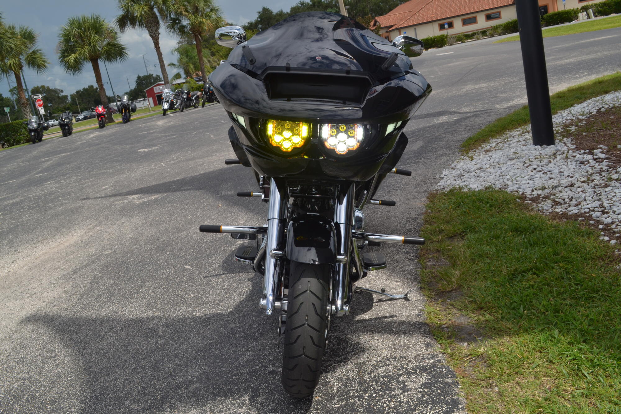 FLTRX 2026 Road Glide®, photo 23