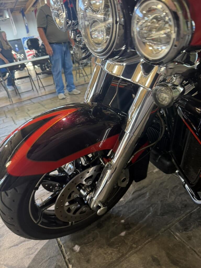 2017 Harley-Davidson® CVO™ Limited No Gimmicks, No Hidden Fees, photo 9
