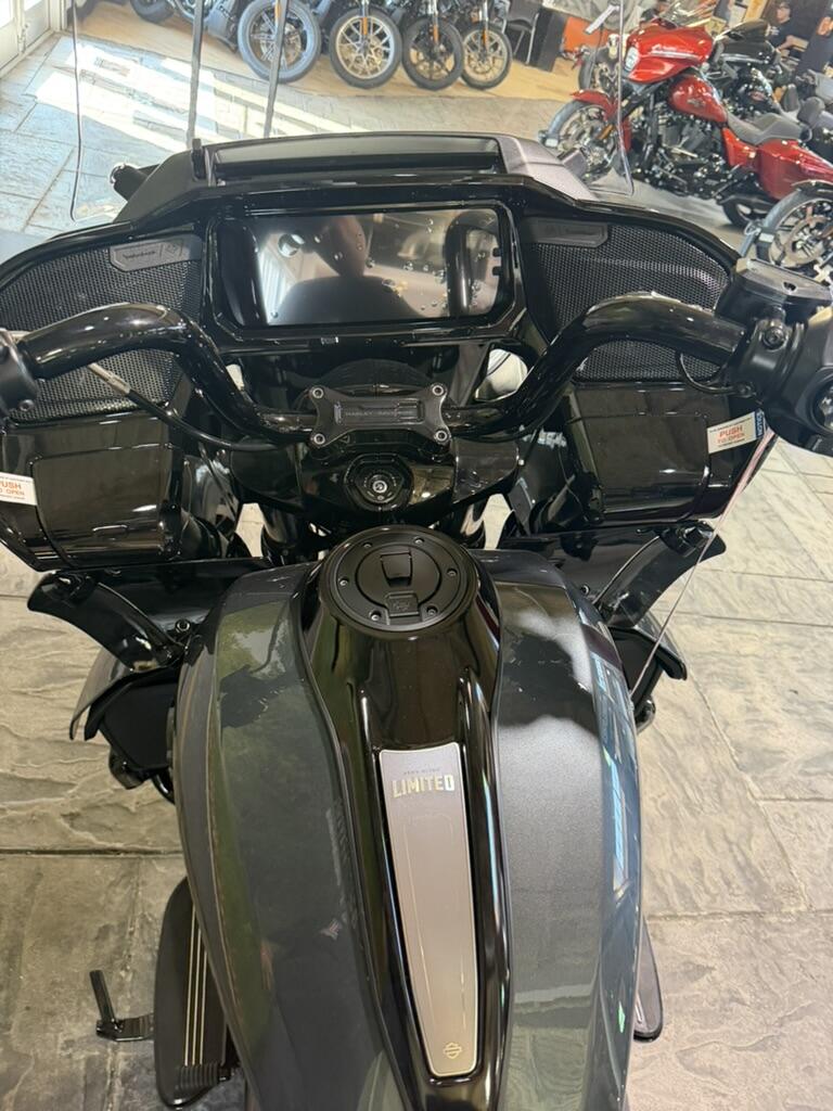 2026 Harley-Davidson® Road Glide Limited No Gimmicks, No Hidden Fees, photo 14