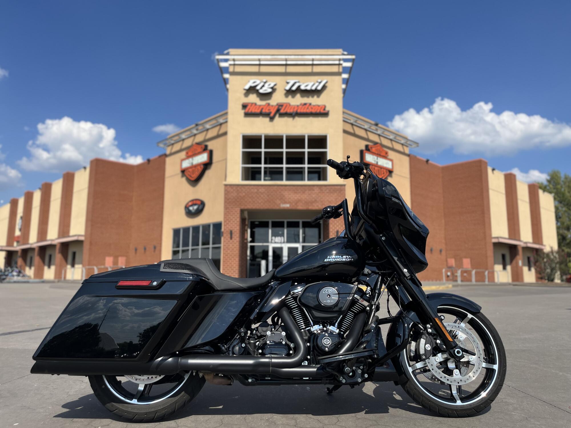 Street Glide® | Pig Trail Harley-Davidson®