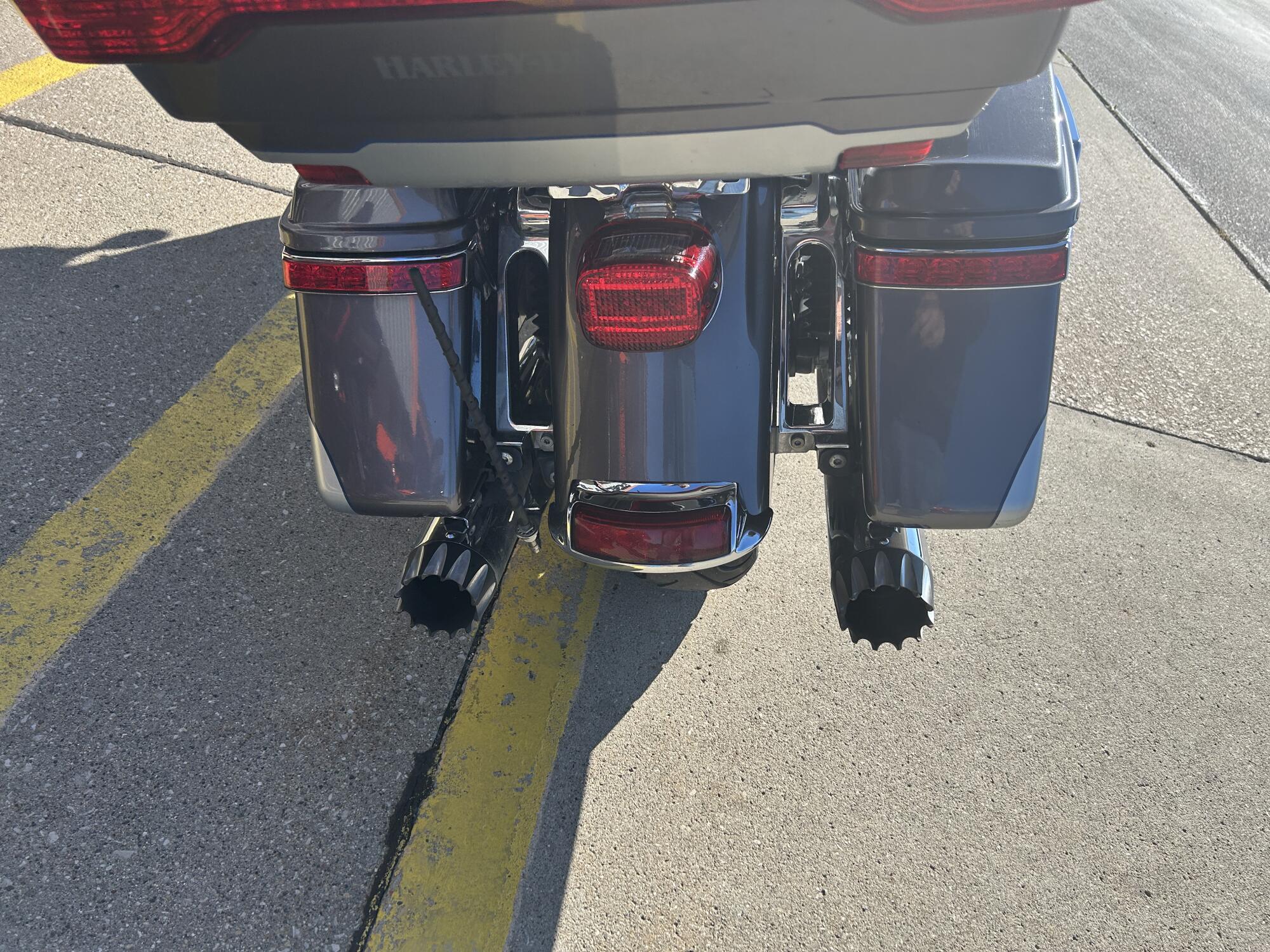 FLHTK 2014 Electra Glide® Ultra Limited, photo 6