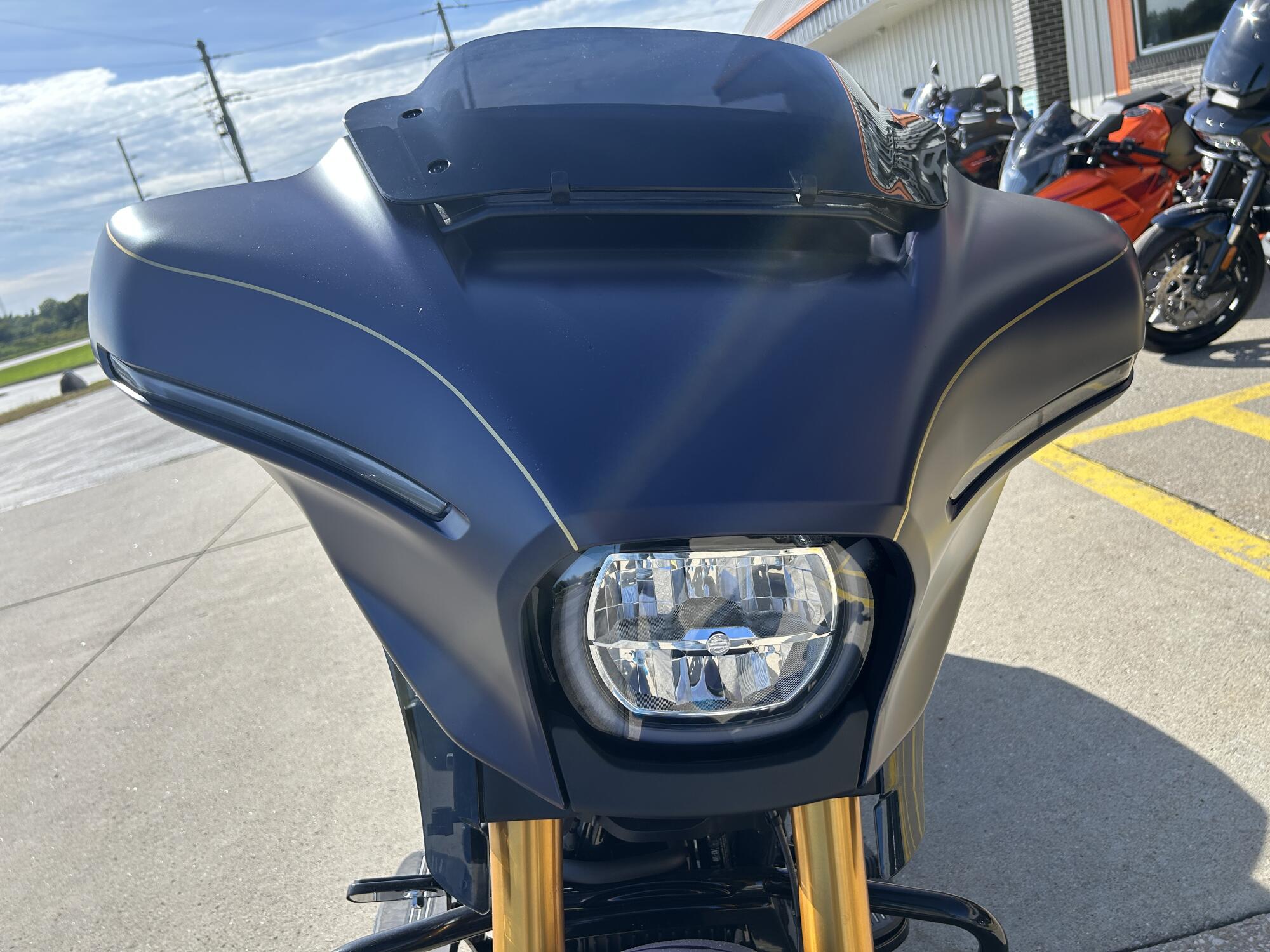 FLHX 2025 Street Glide™, photo 6