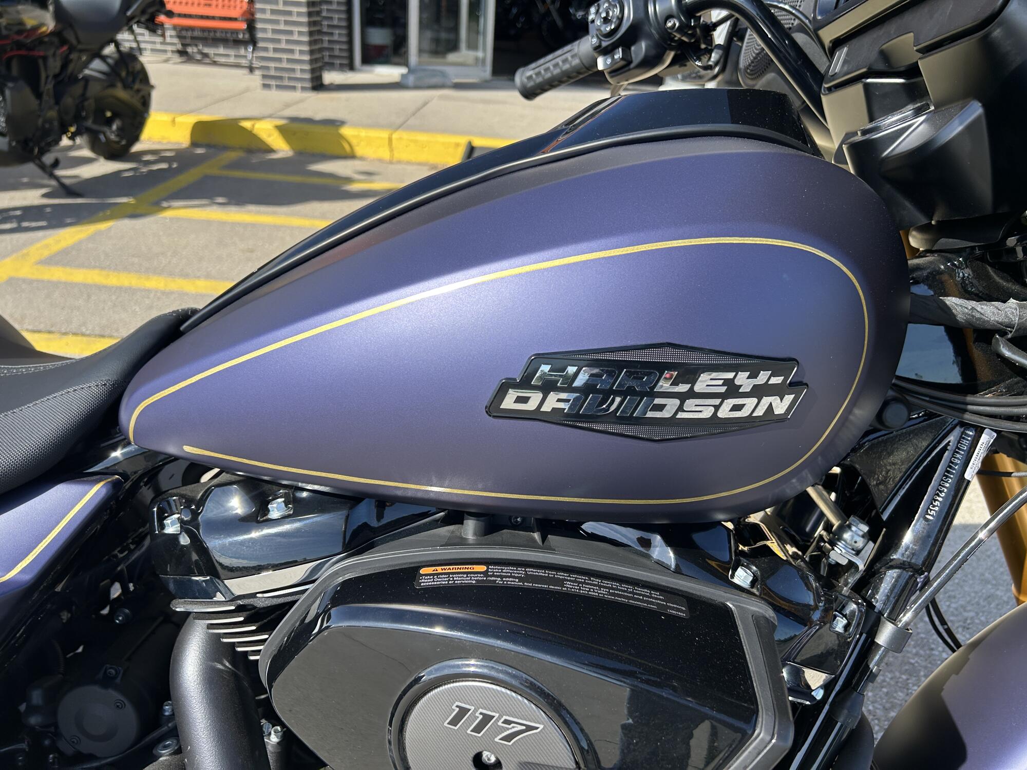 FLHX 2025 Street Glide™, photo 8