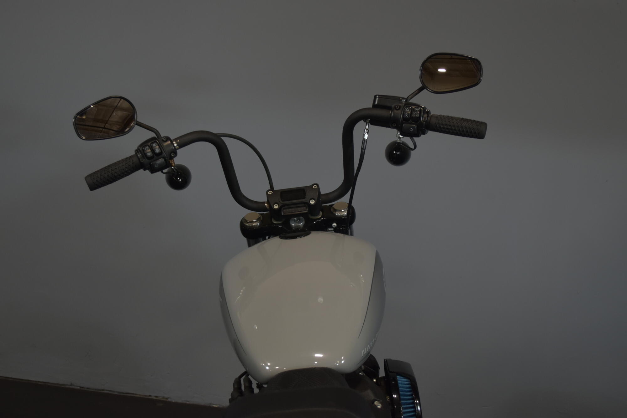 2024 Harley-Davidson® Street Bob® 114 Billiard Gray, photo 16