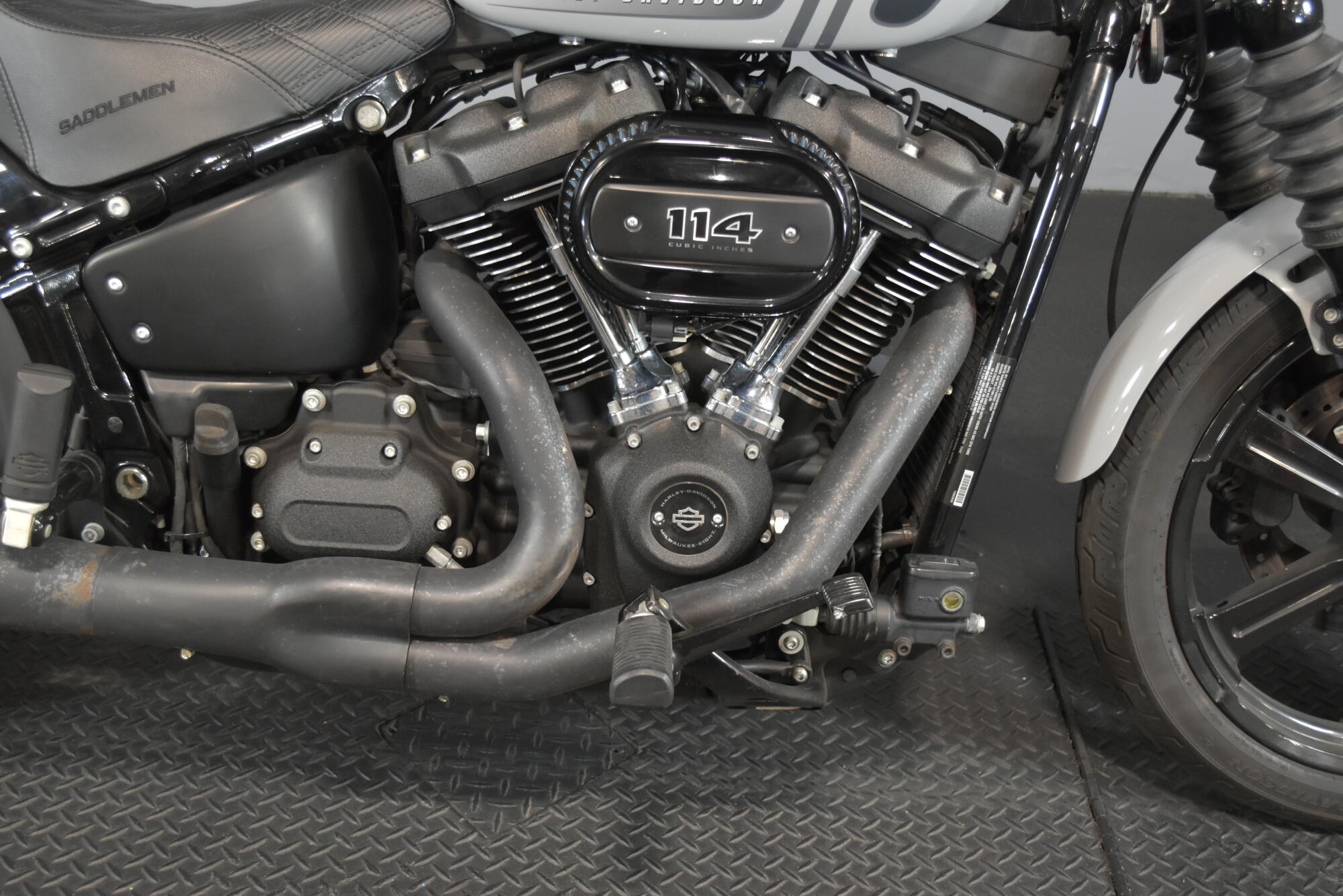 2024 Harley-Davidson® Street Bob® 114 Billiard Gray, photo 10