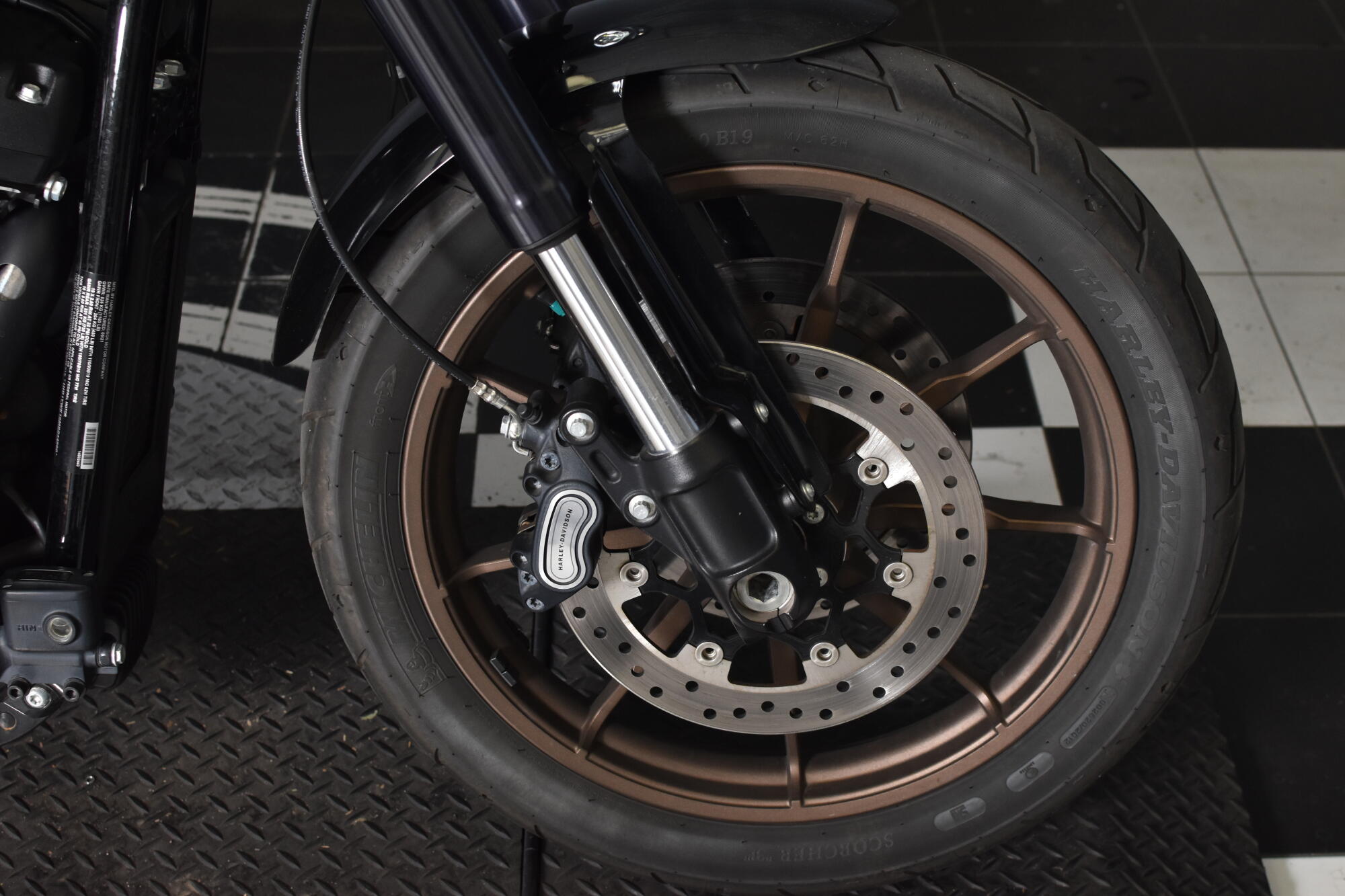 2021 Harley-Davidson® Low Rider® S Vivid Black FXLRS, photo 9