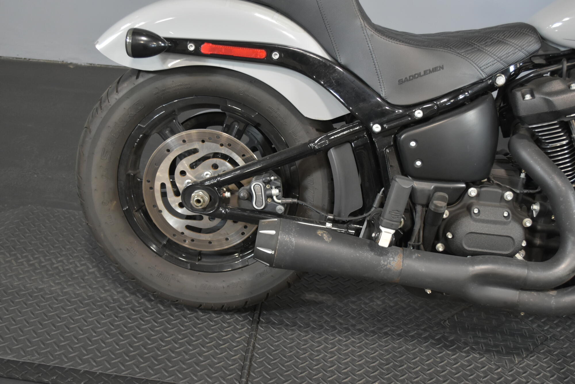 2024 Harley-Davidson® Street Bob® 114 Billiard Gray, photo 11