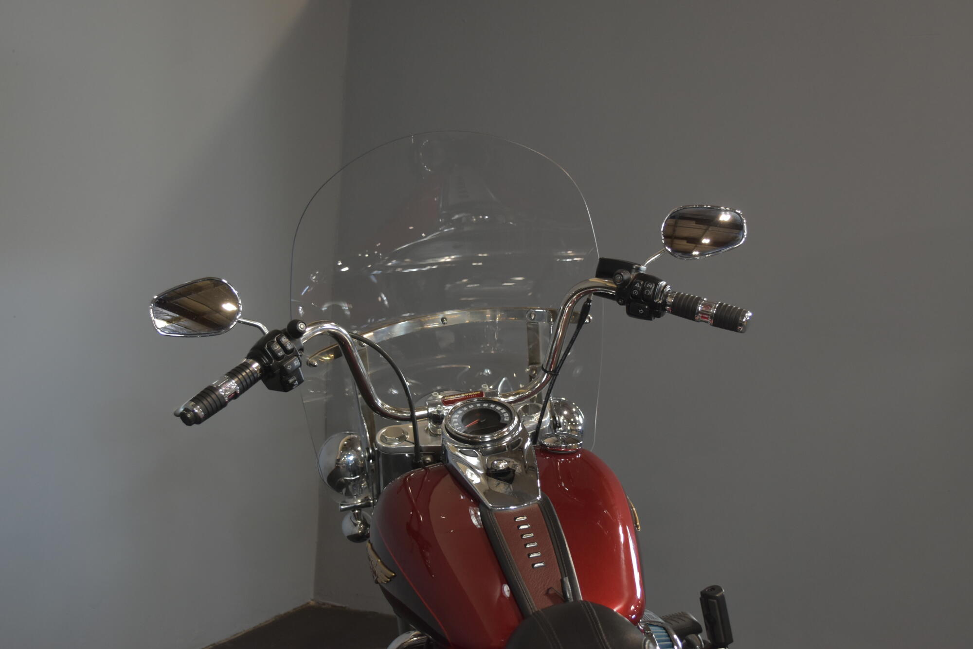 2023 Harley-Davidson® Heritage Classic Heirloom Red Fade, photo 18