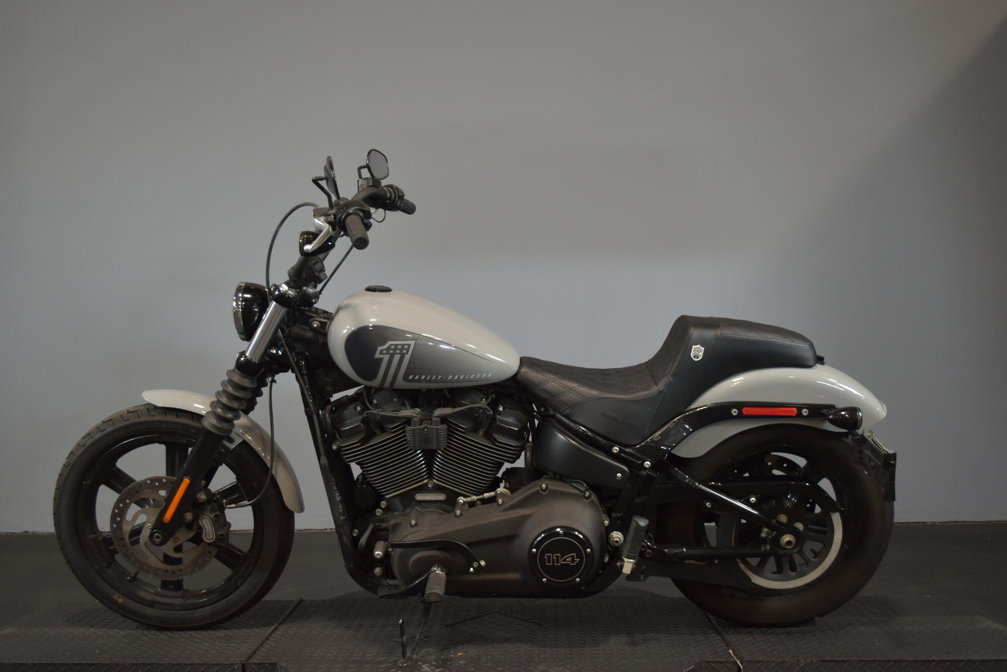 2024 Harley-Davidson® Street Bob® 114 Billiard Gray, photo 6