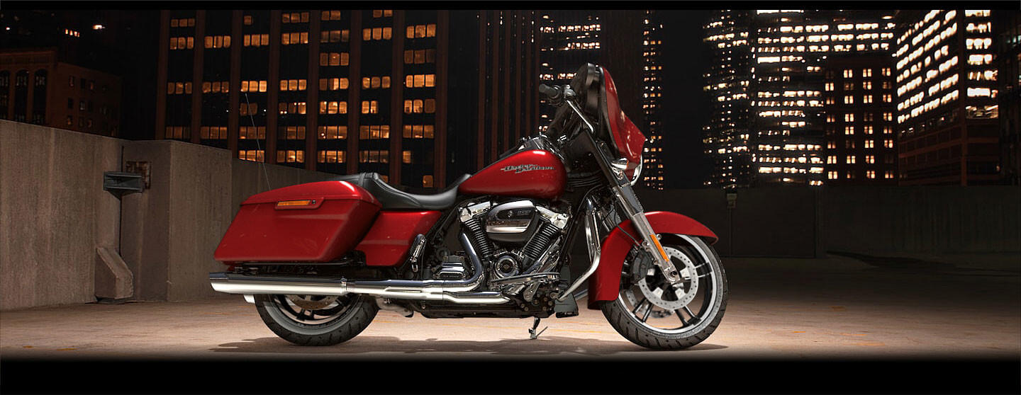 FLHX 2018 Street Glide®