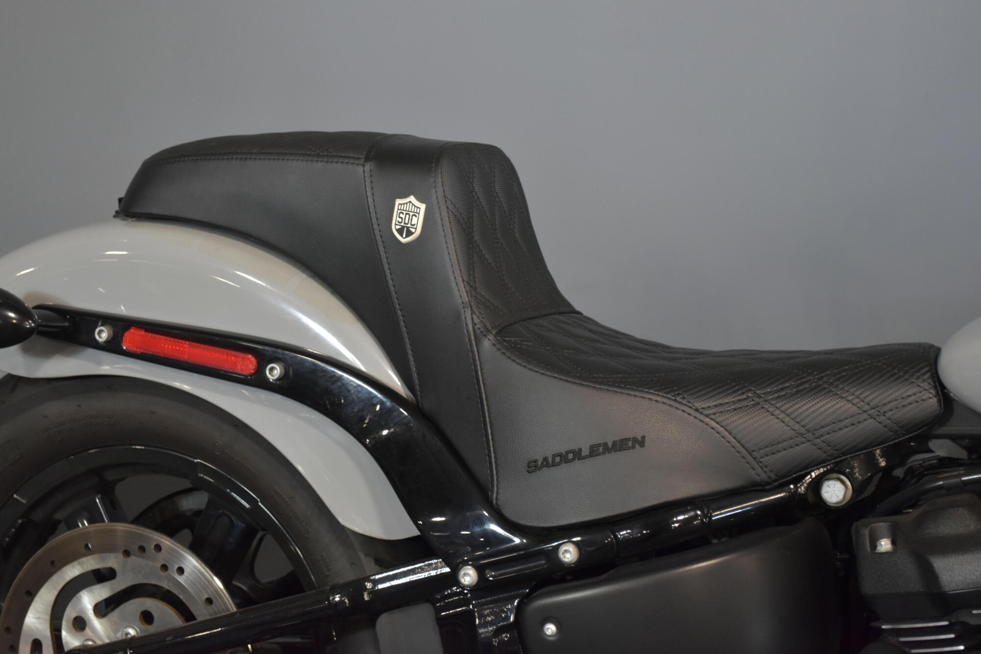 2024 Harley-Davidson® Street Bob® 114 Billiard Gray, photo 20