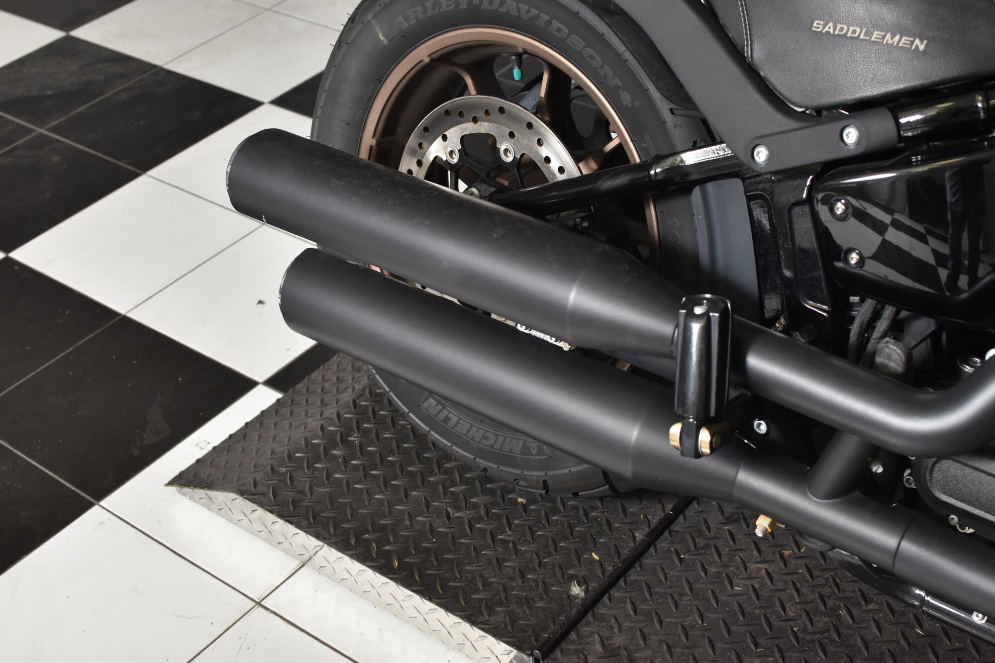 2021 Harley-Davidson® Low Rider® S Vivid Black FXLRS, photo 12