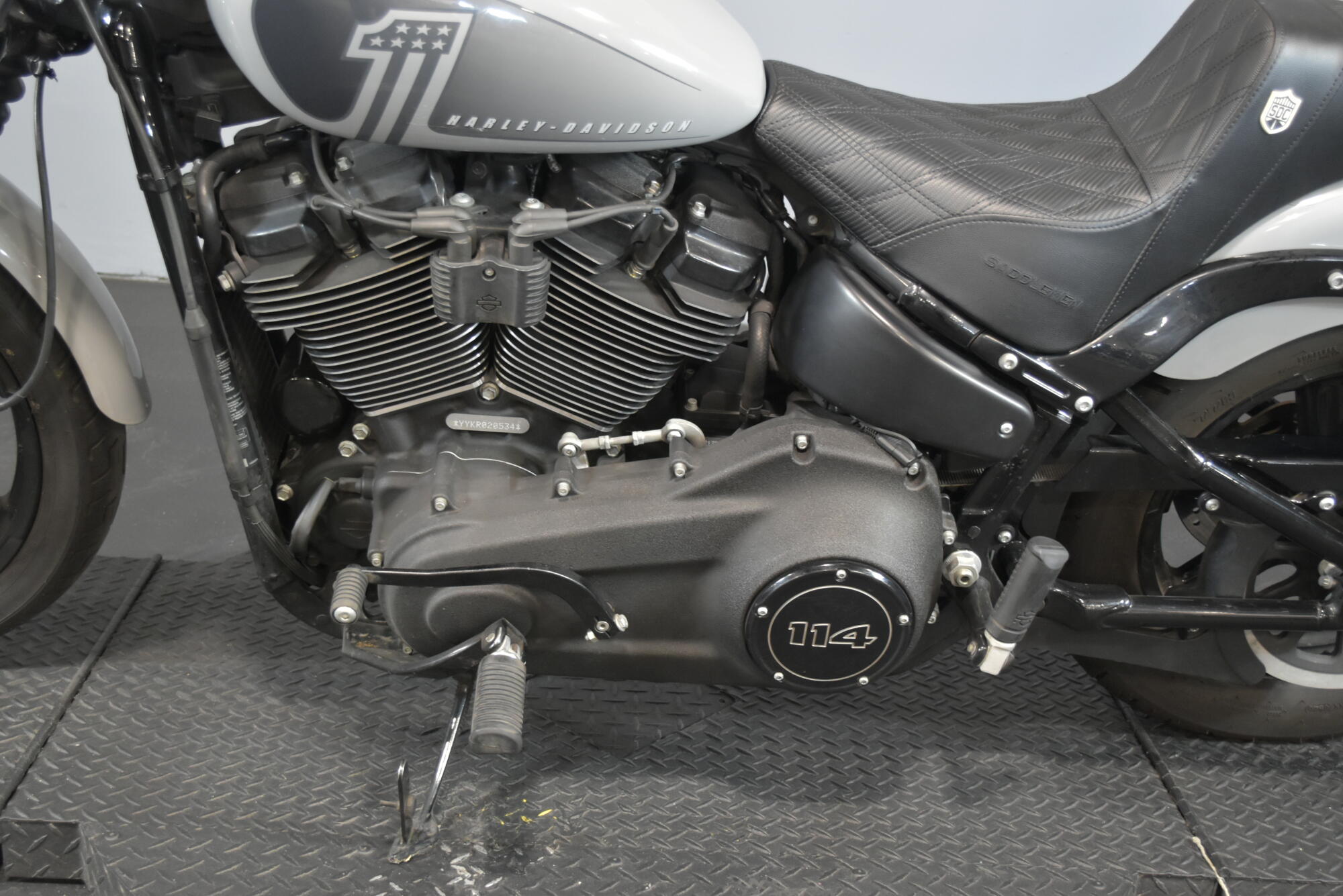 2024 Harley-Davidson® Street Bob® 114 Billiard Gray, photo 13
